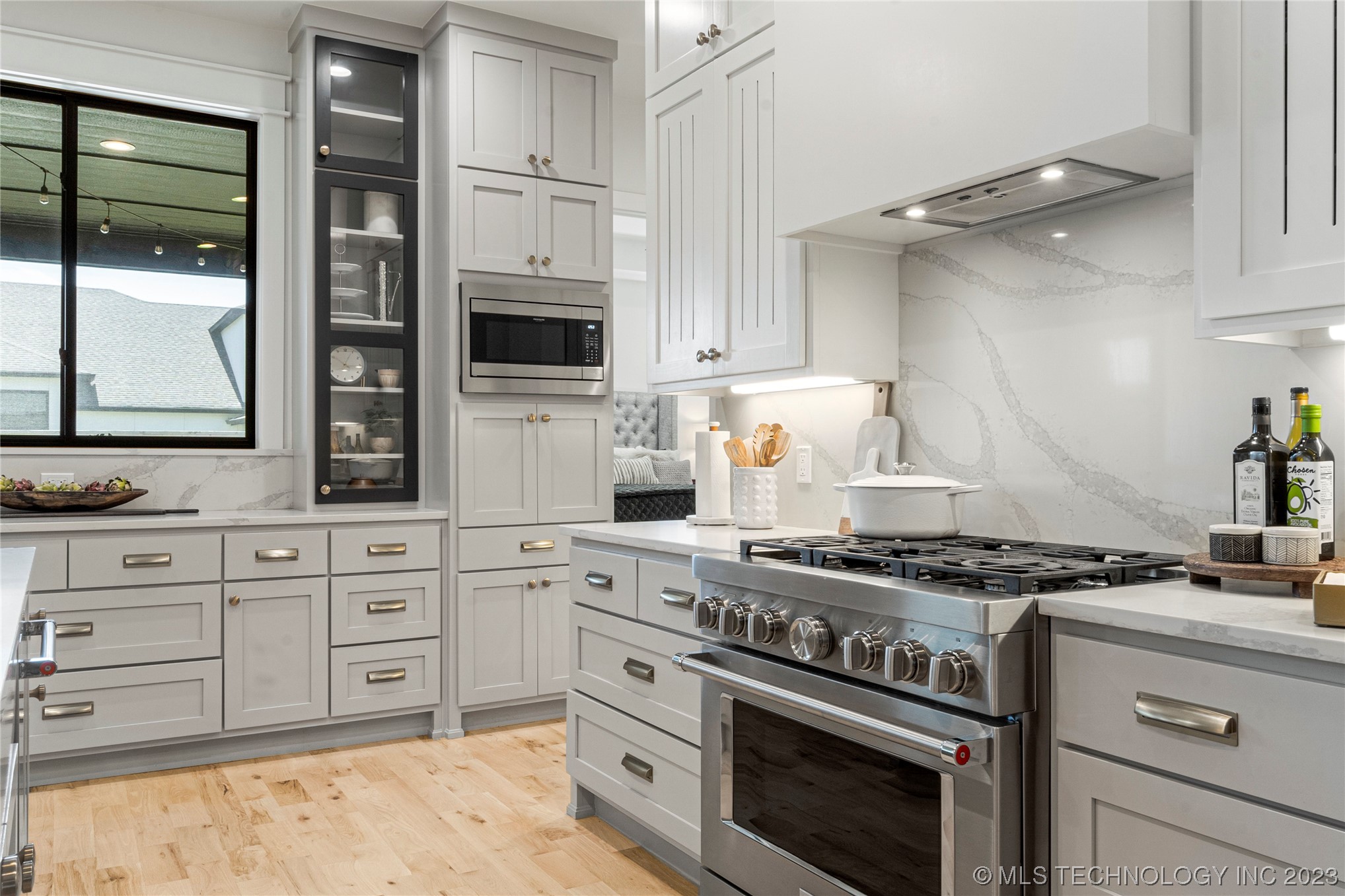 6038 E 119th Place