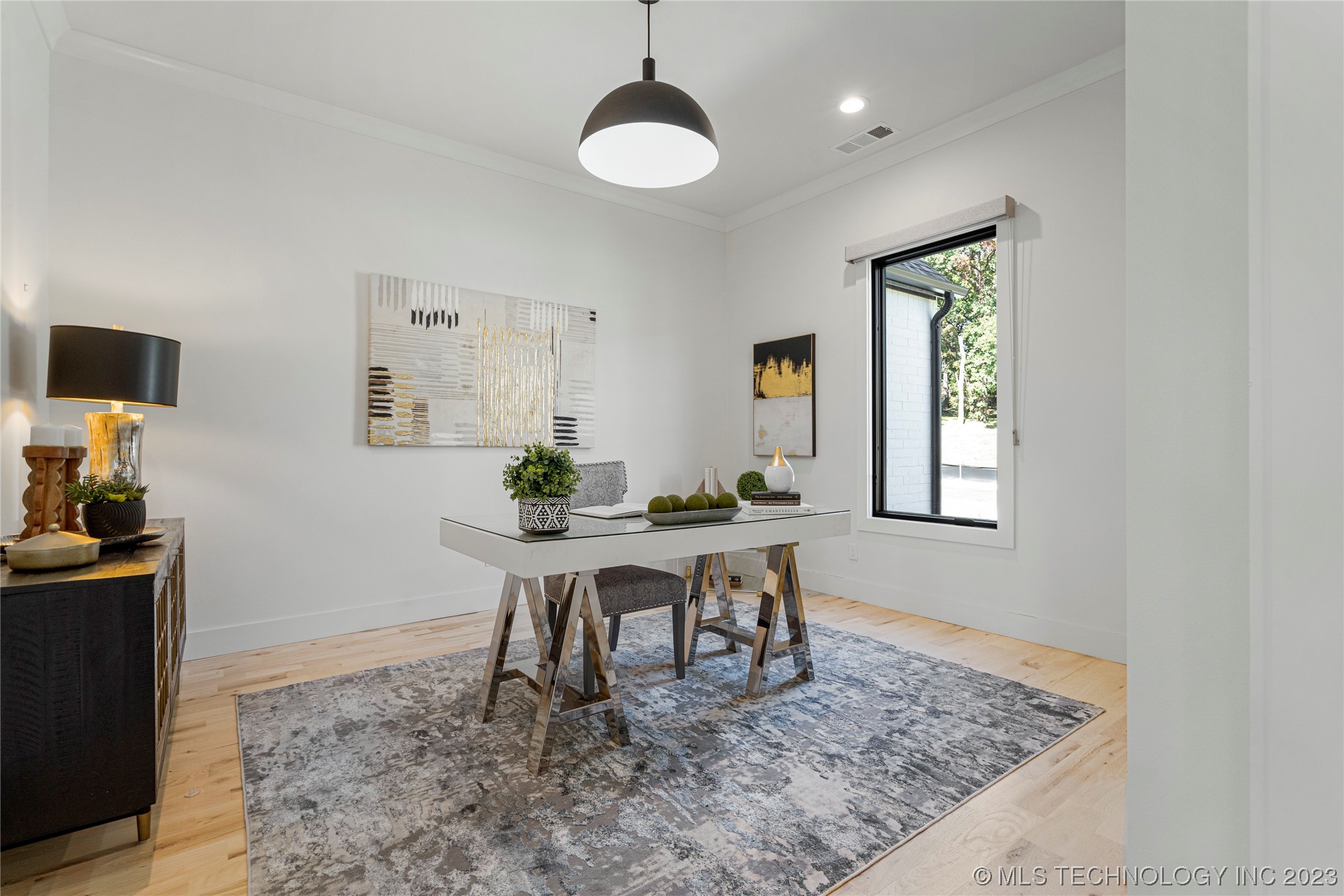 6038 E 119th Place