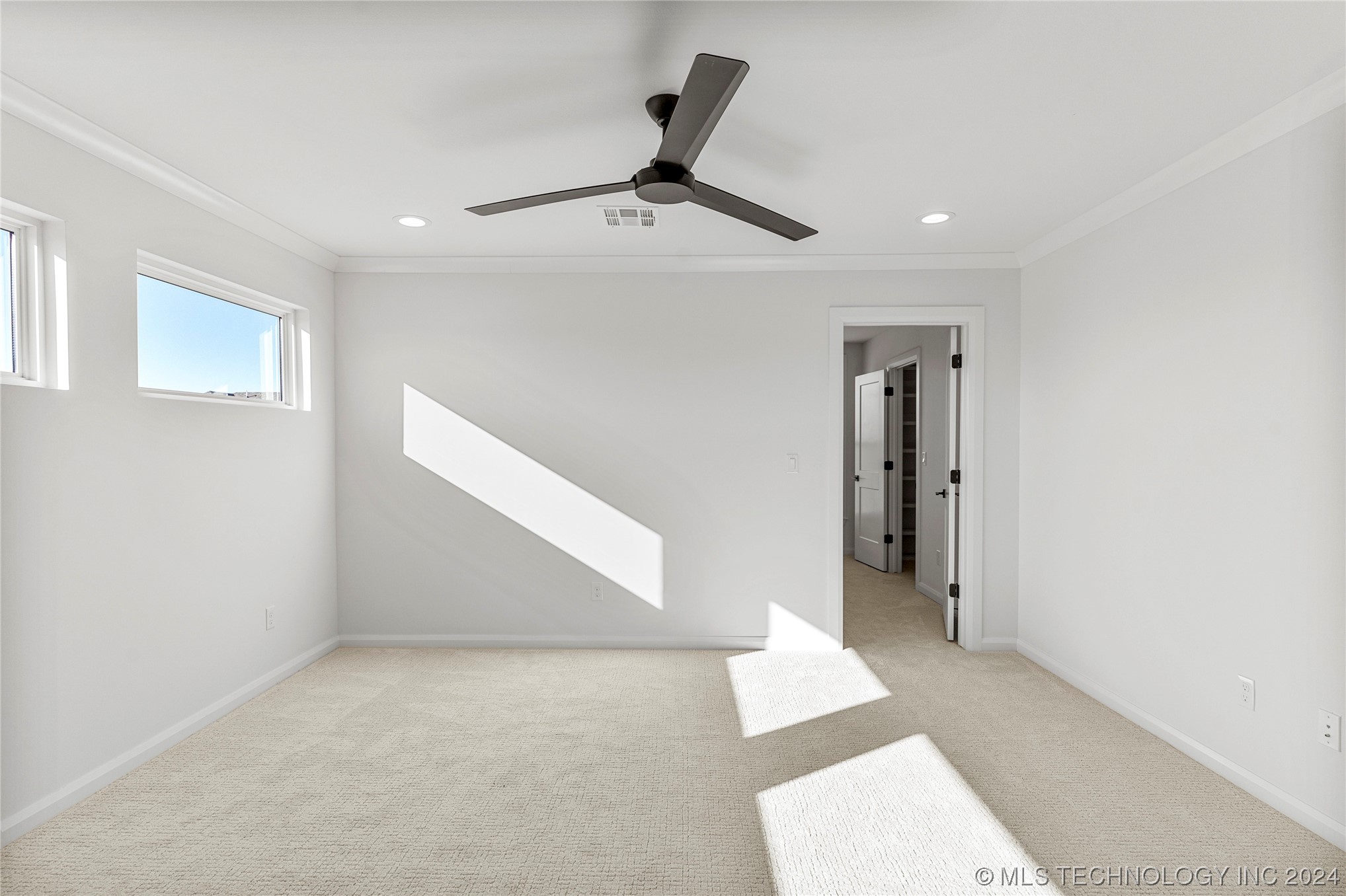 12607 S Fulton Avenue