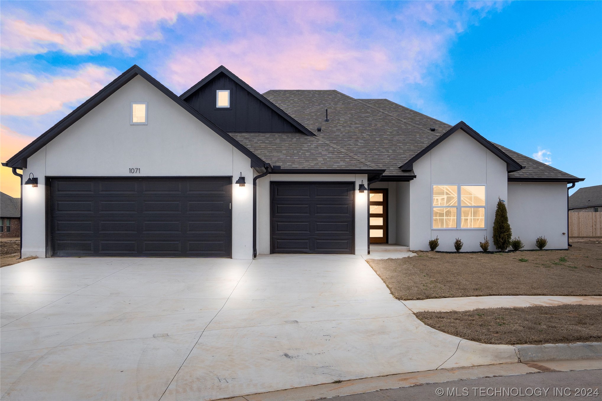 10712 S 278th Avenue