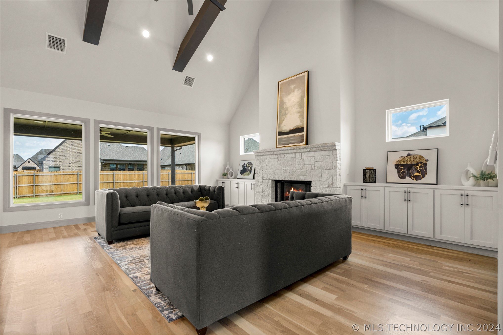 5409 E 126th Place