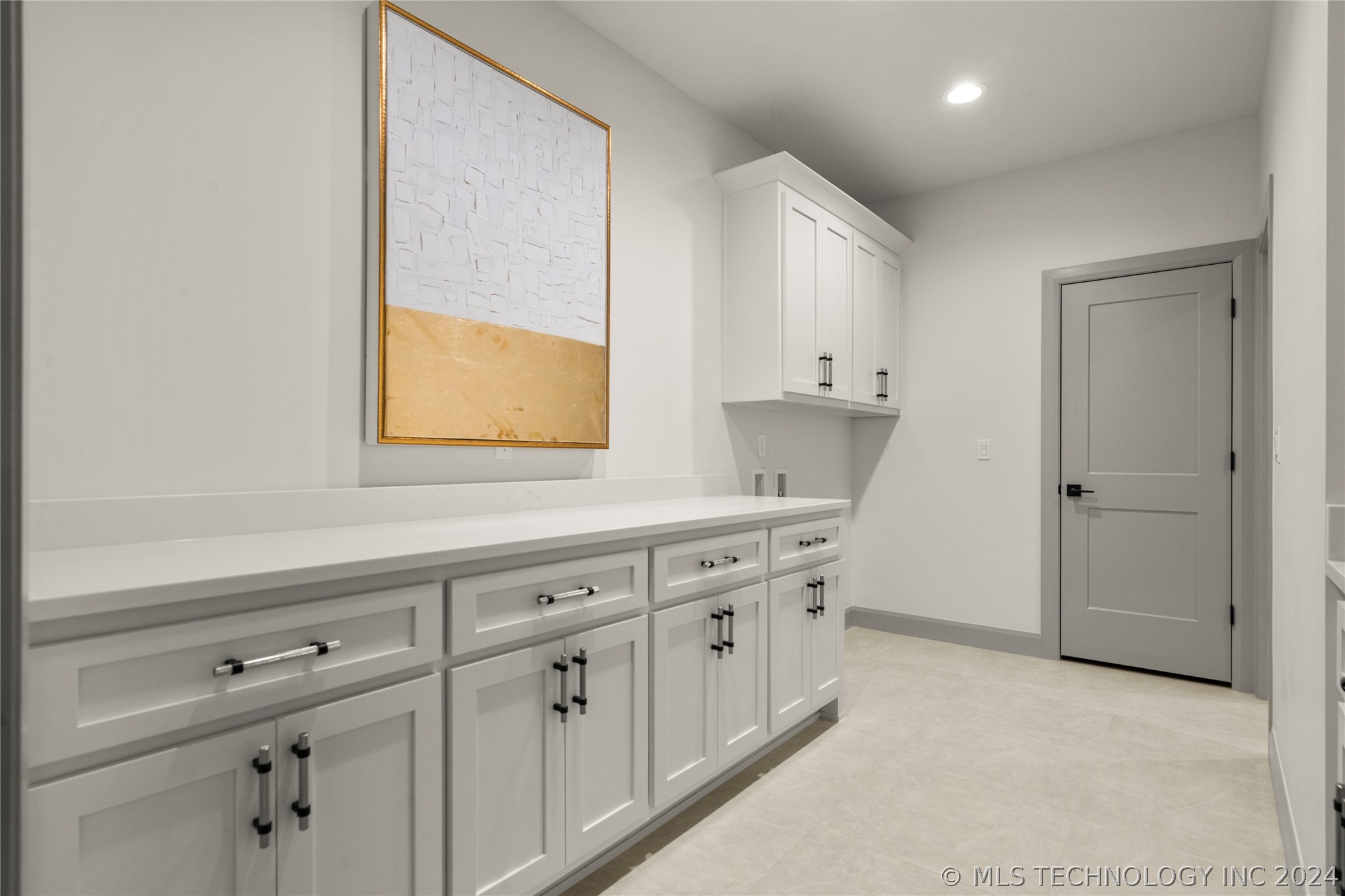 5409 E 126th Place