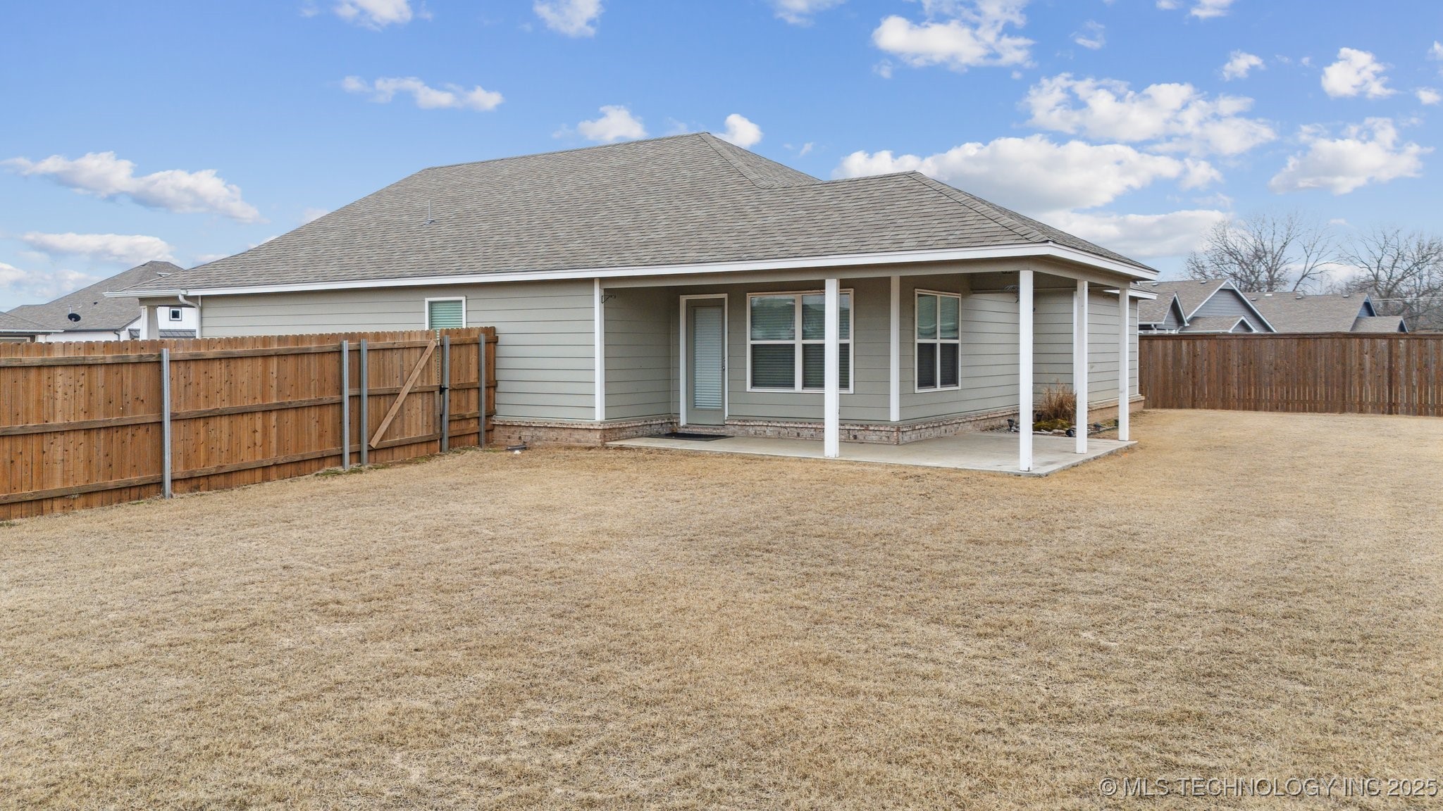 2008 W Huntsville Place