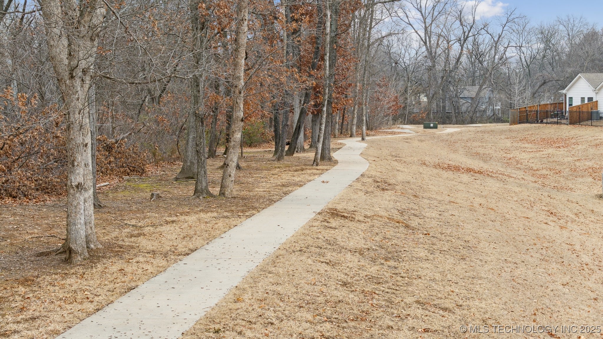 2008 W Huntsville Place