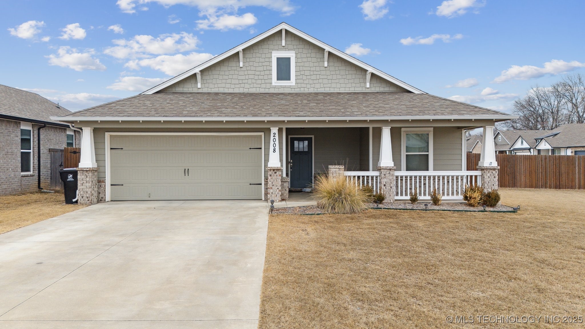 2008 W Huntsville Place