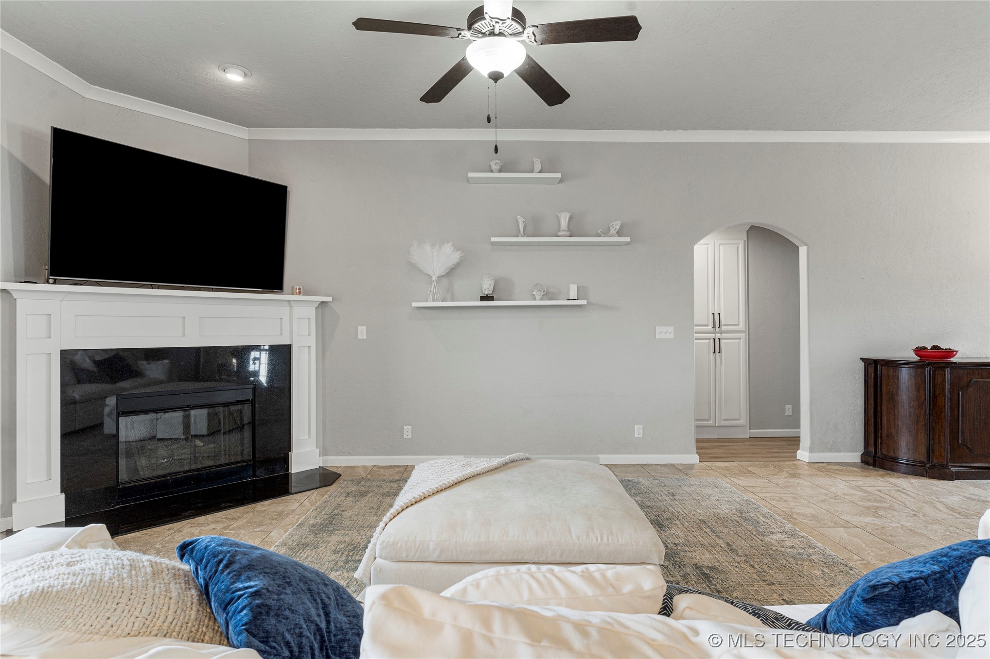 6319 E 147th Street S