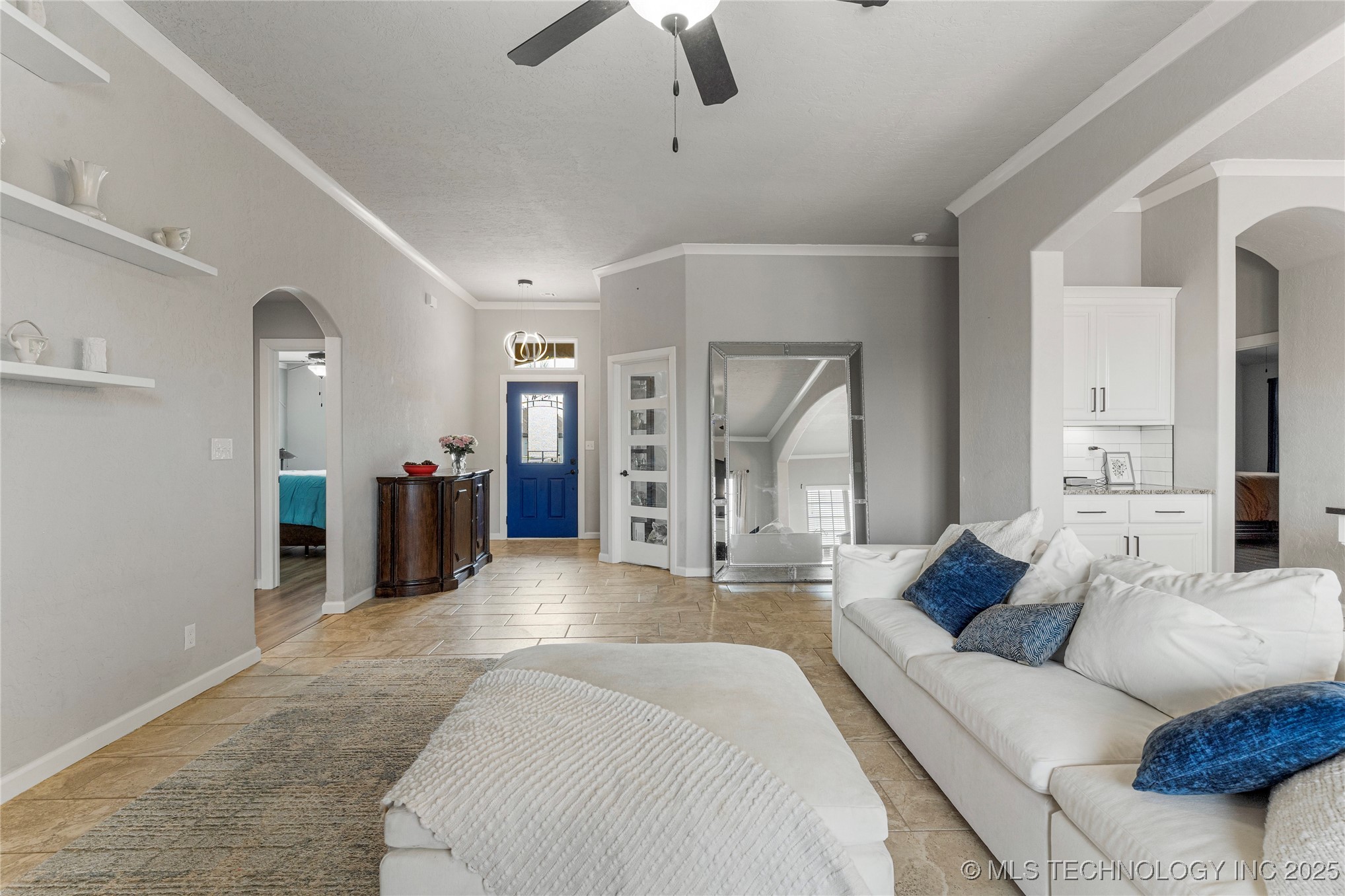 6319 E 147th Street S