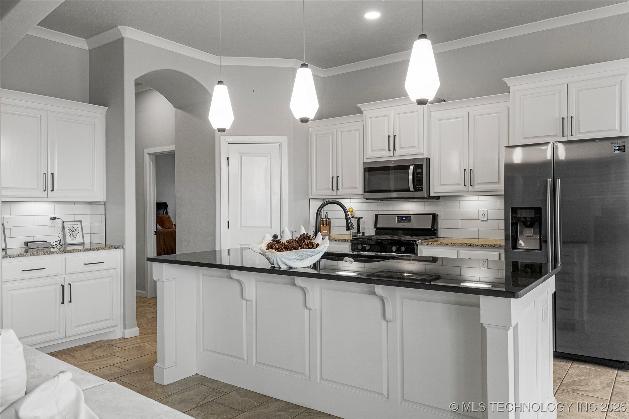 6319 E 147th Street S