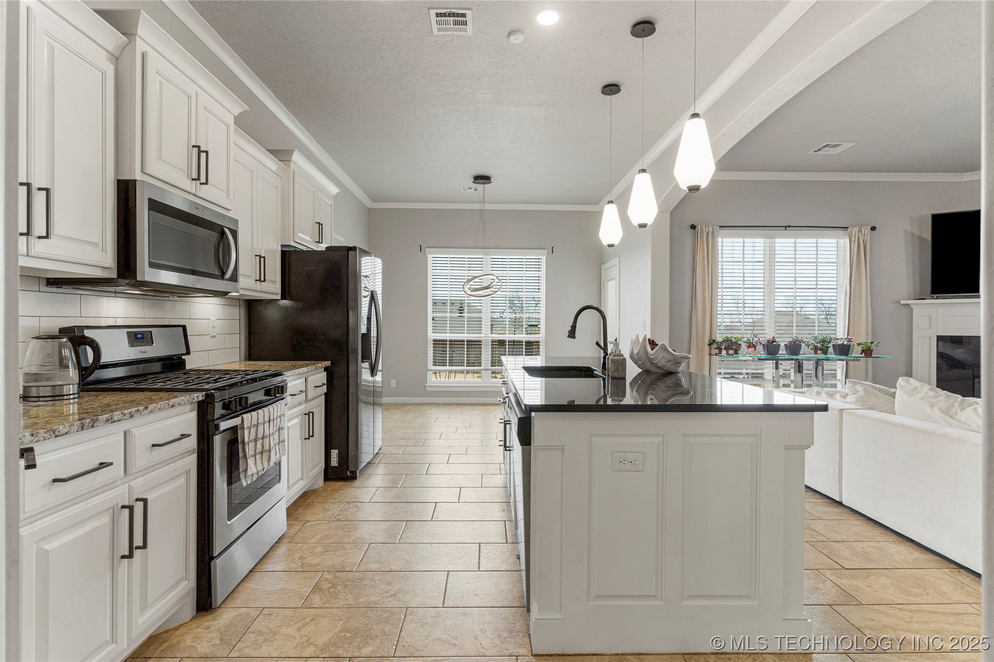 6319 E 147th Street S