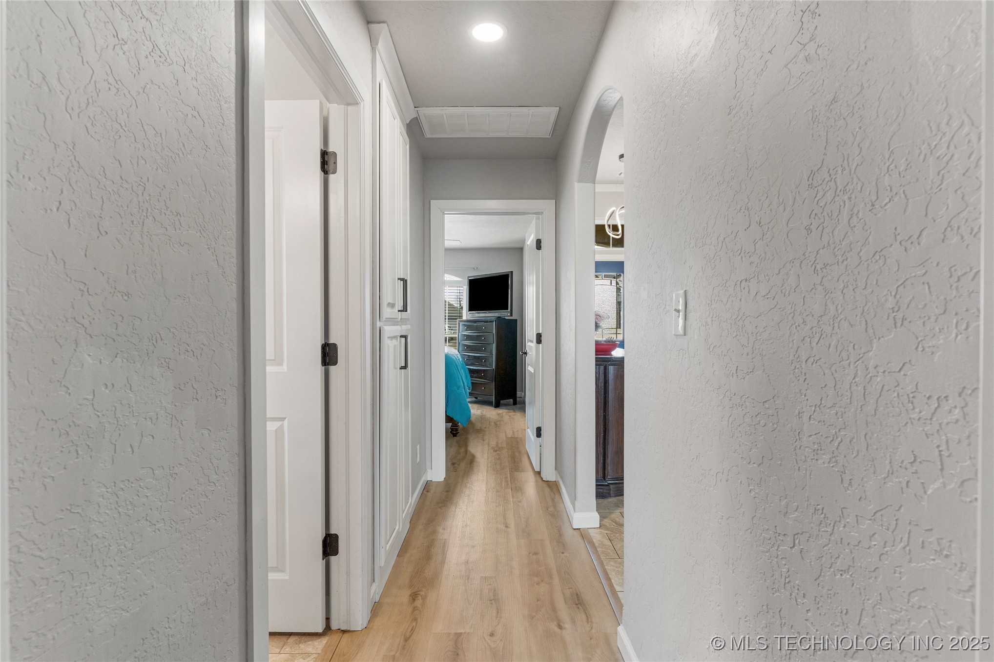 6319 E 147th Street S