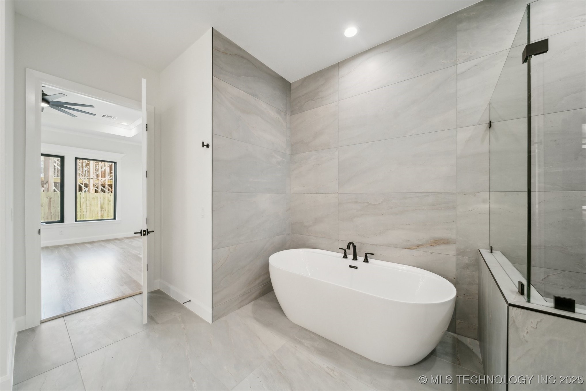 12619 S Fulton Avenue