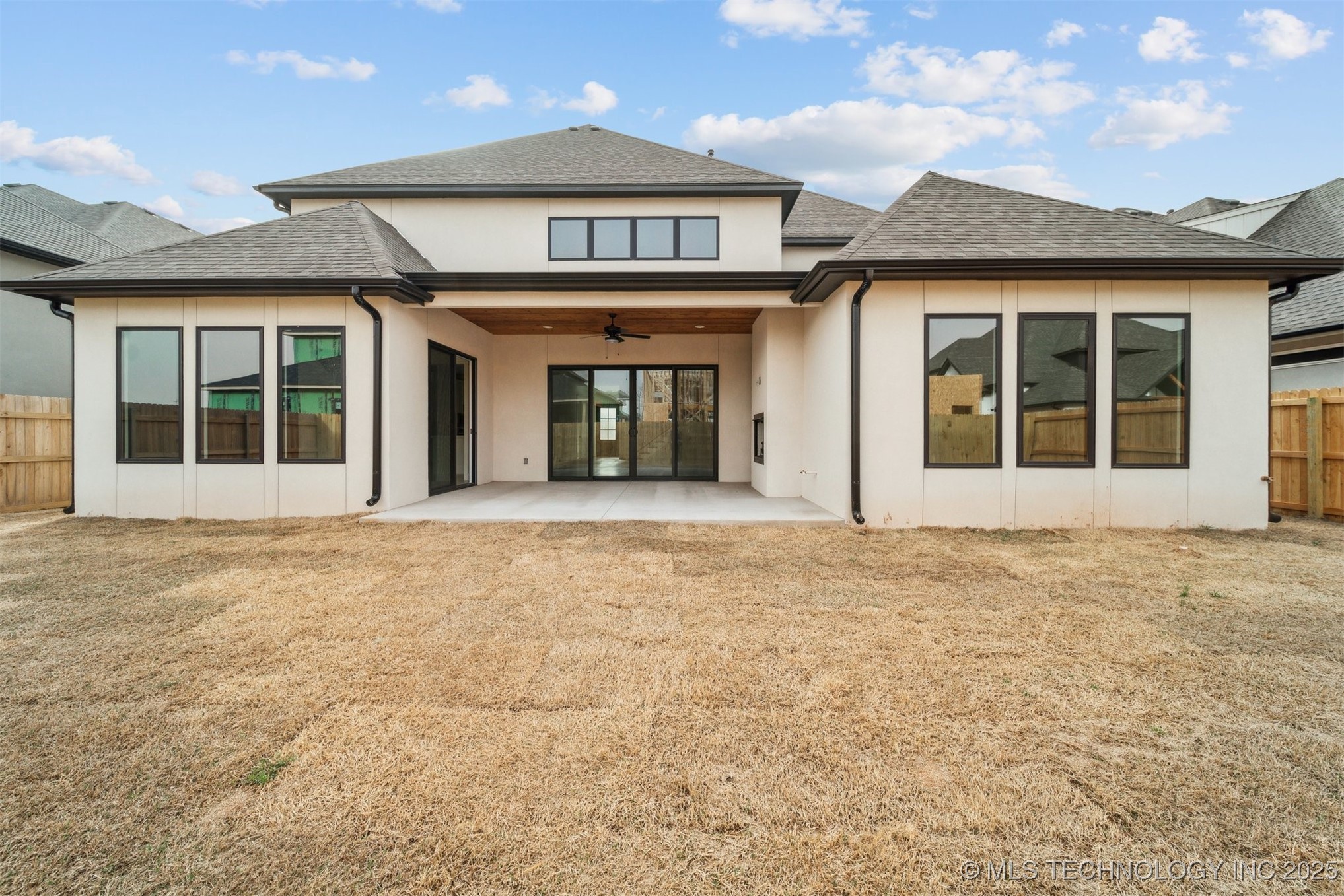 12619 S Fulton Avenue