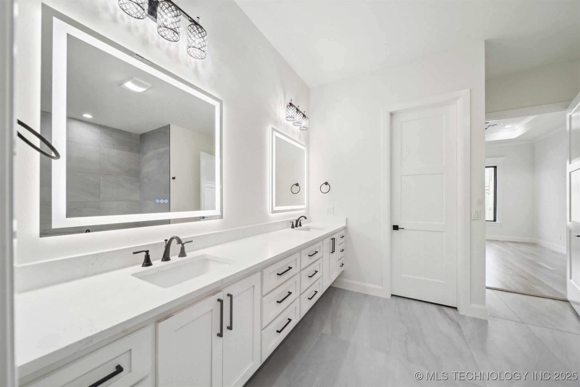 12619 S Fulton Avenue