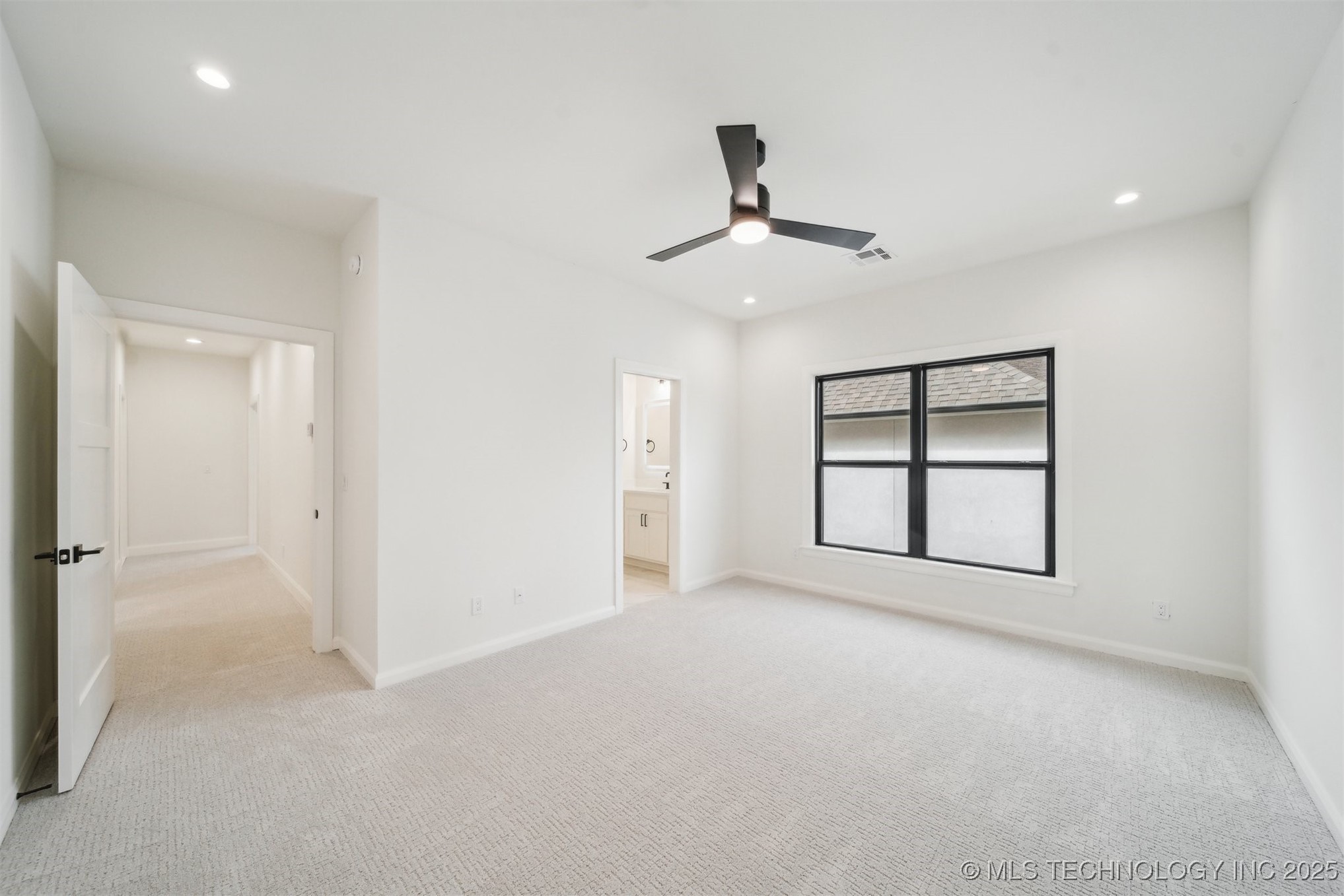 12619 S Fulton Avenue