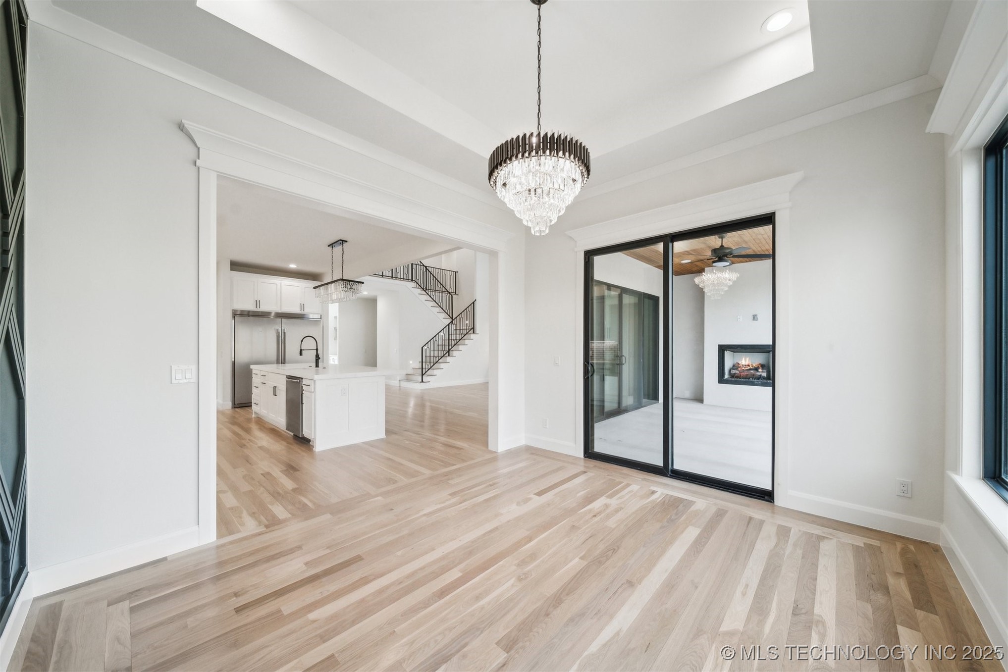 12619 S Fulton Avenue