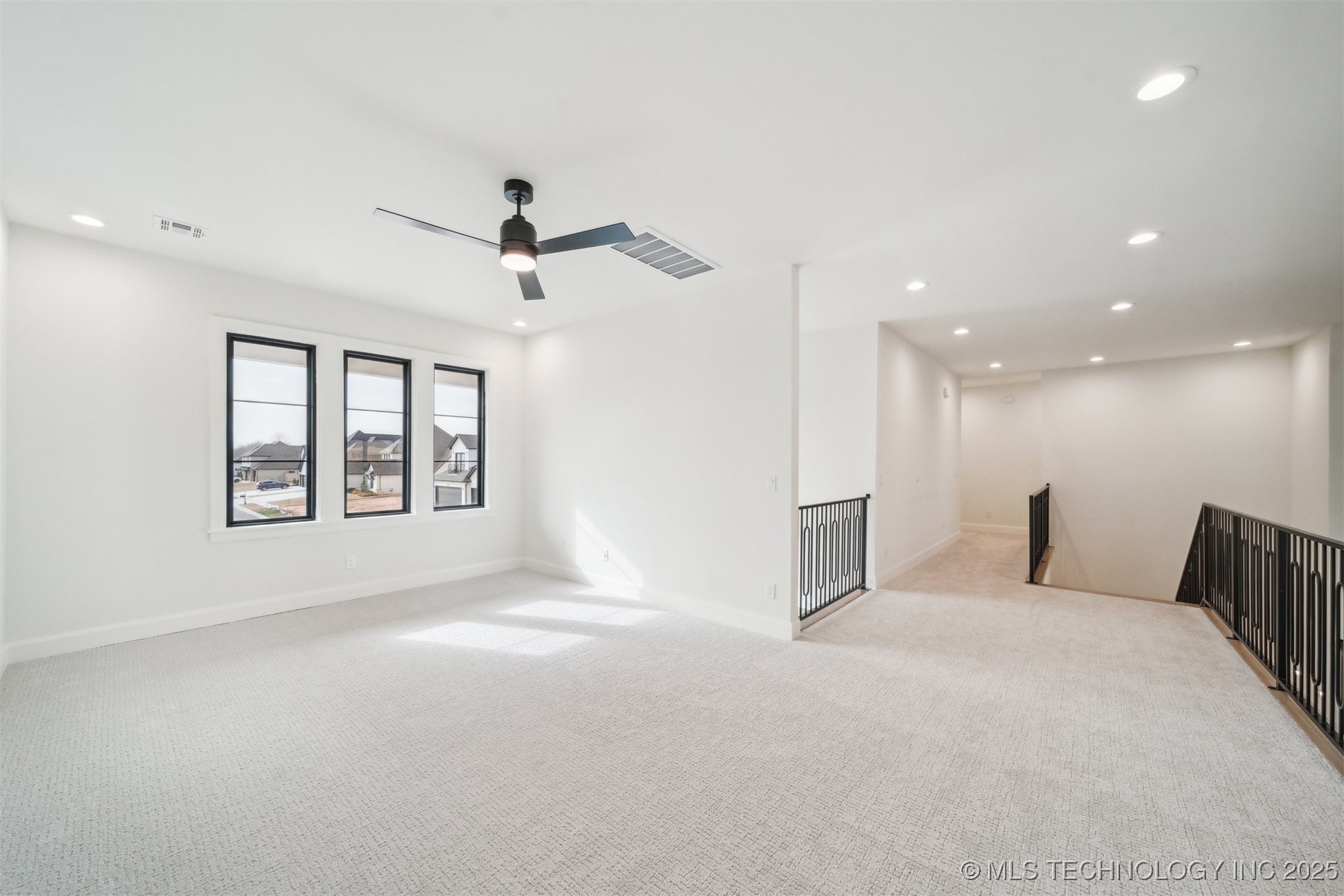 12619 S Fulton Avenue