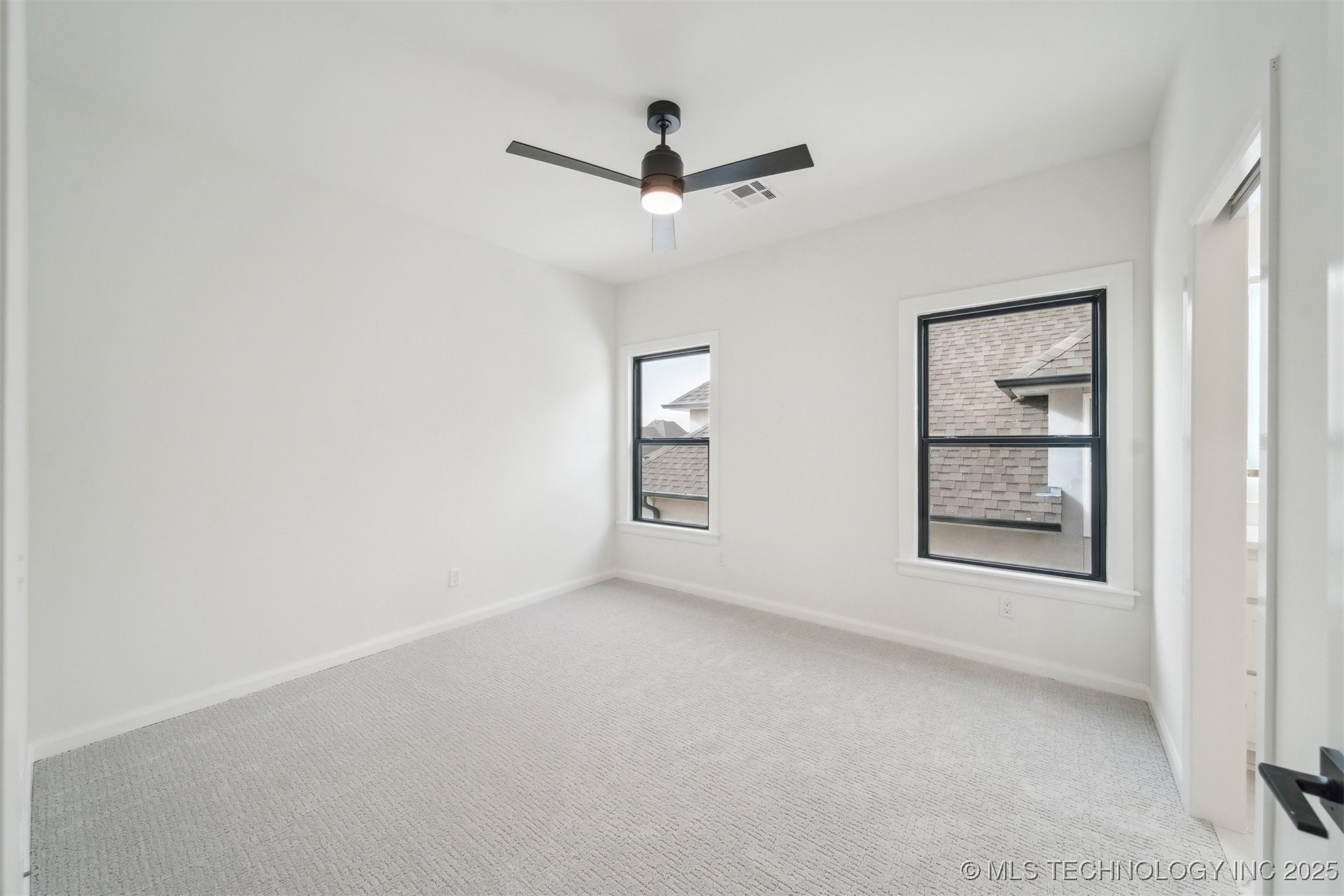 12619 S Fulton Avenue