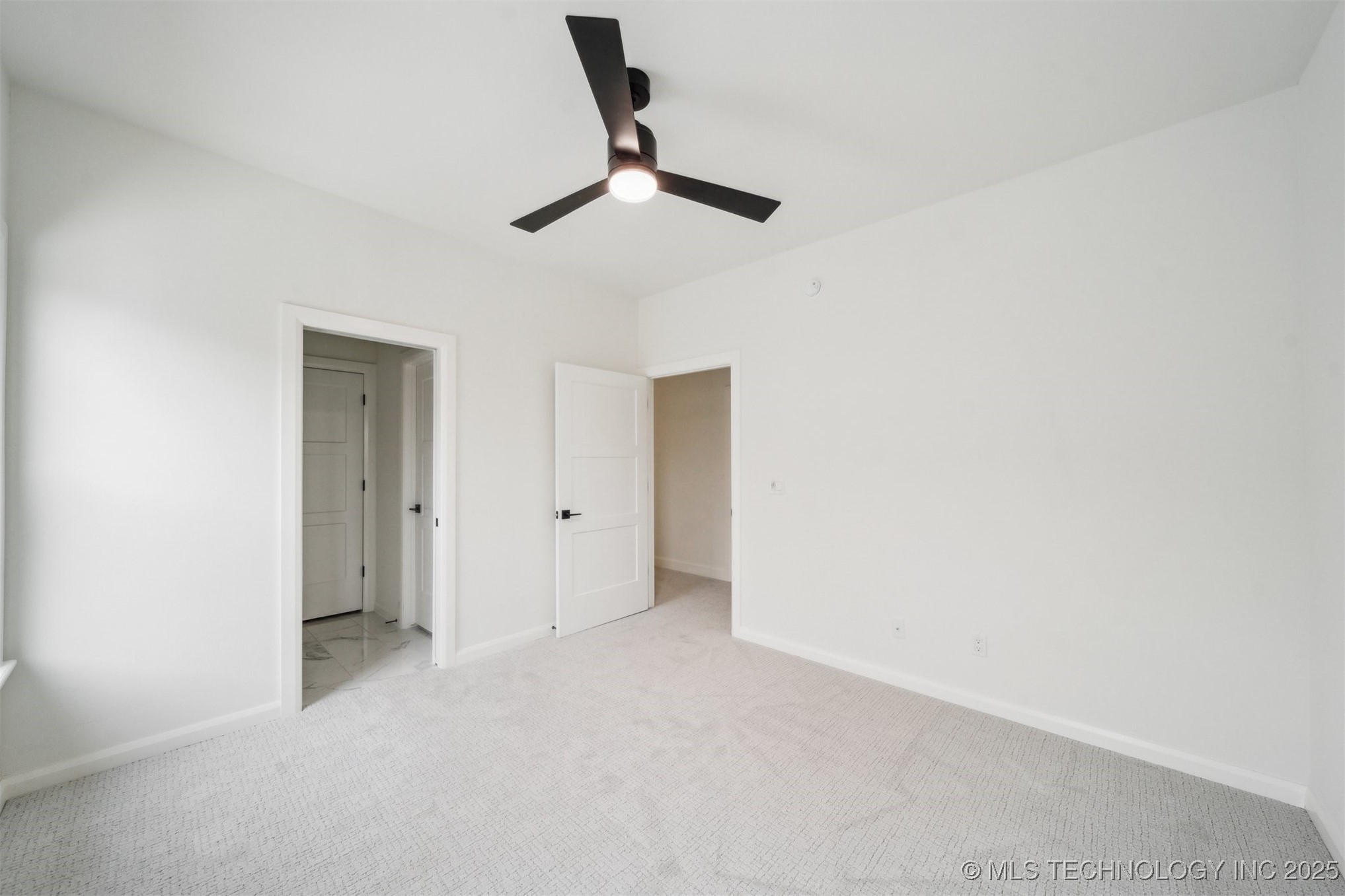 12619 S Fulton Avenue