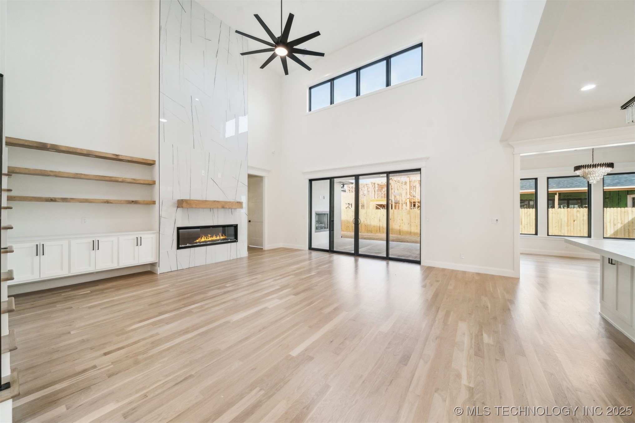 12619 S Fulton Avenue