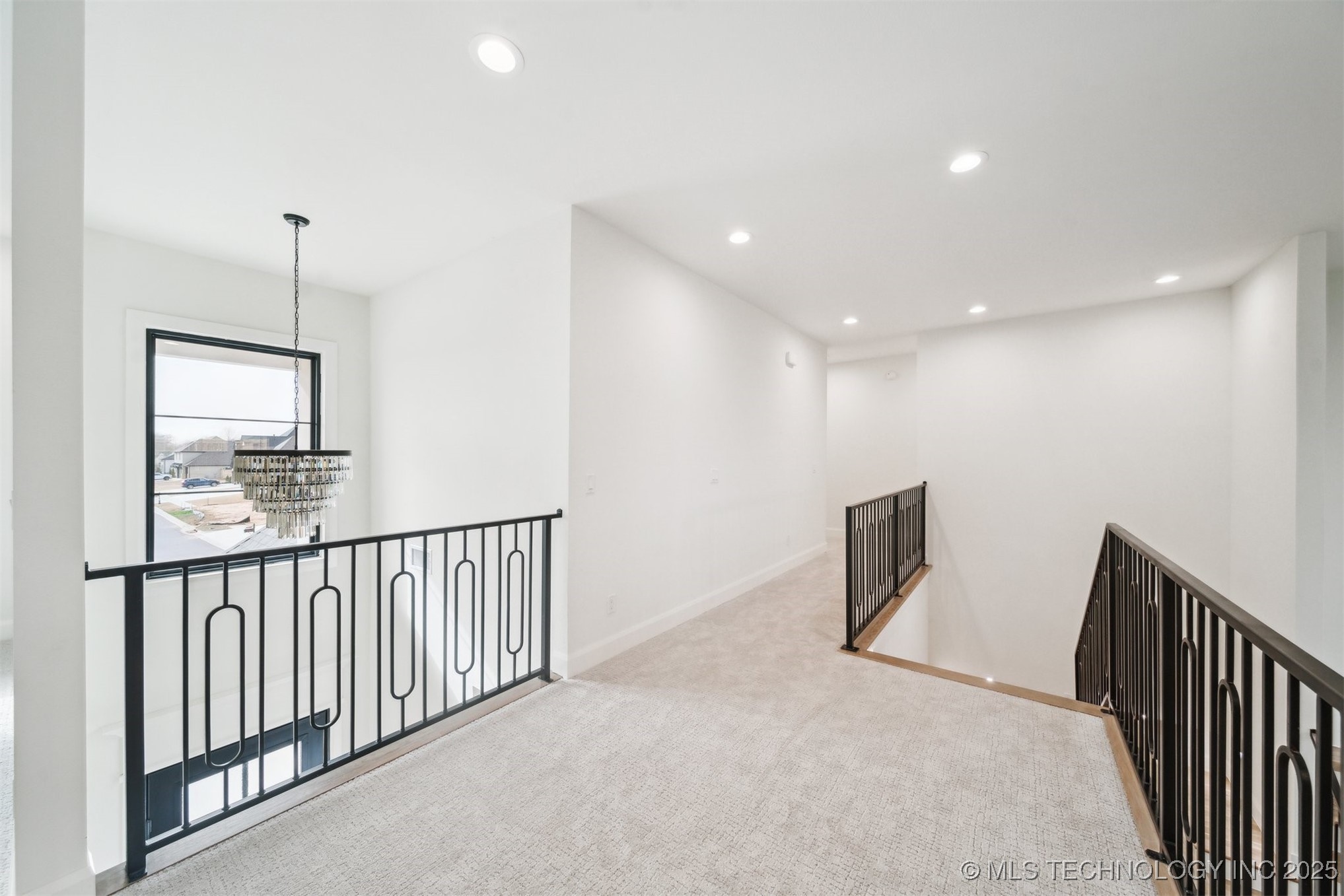 12619 S Fulton Avenue