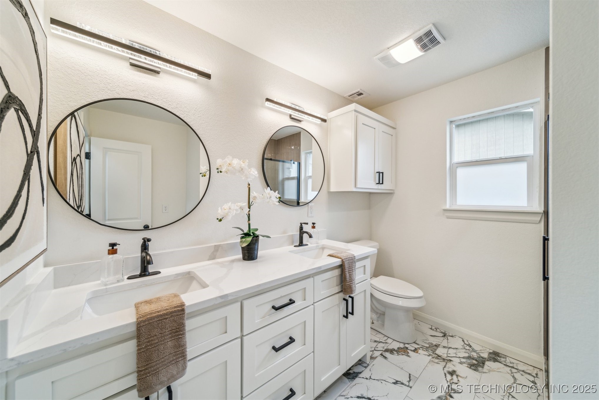 7704 S 85th East Avenue