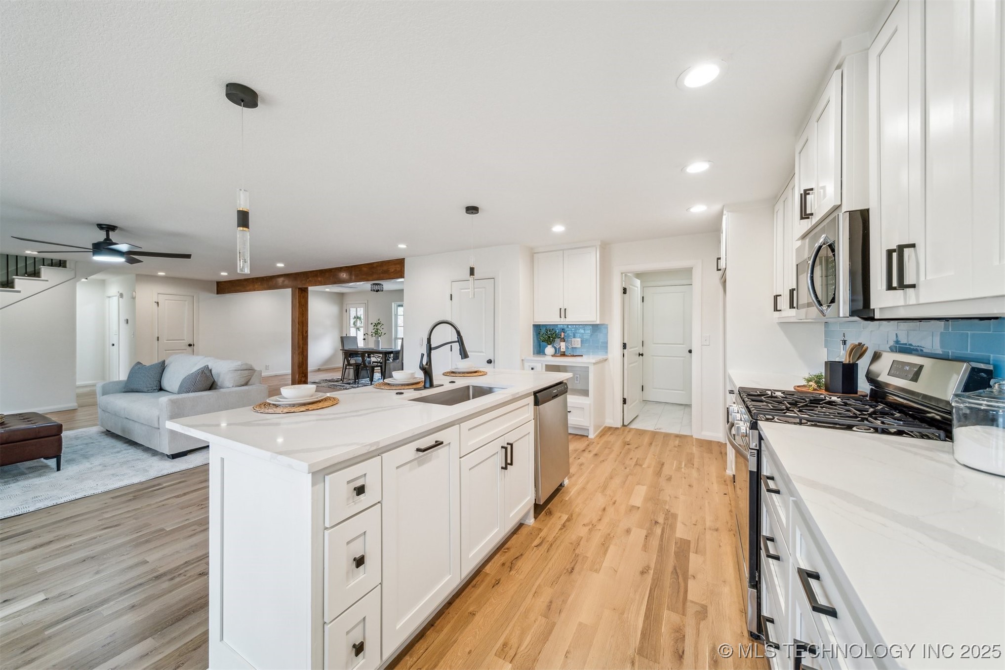 7704 S 85th East Avenue