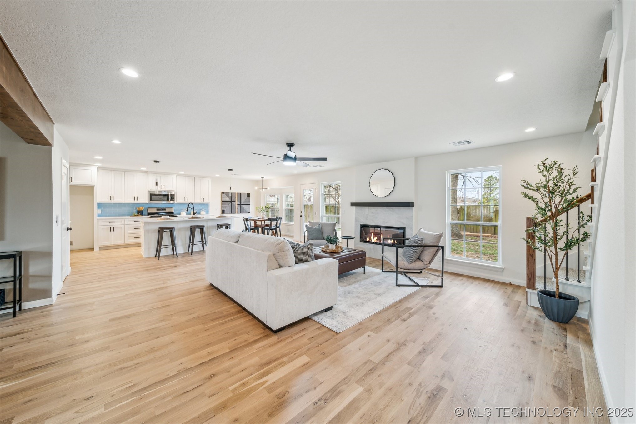 7704 S 85th East Avenue