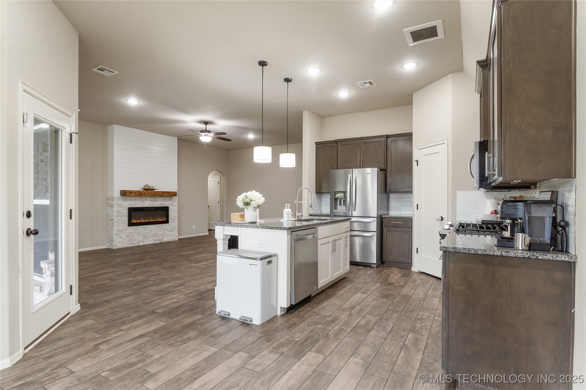 2626 W 115th Street S