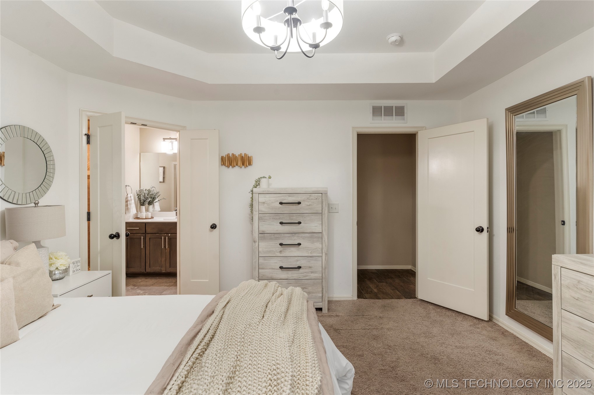 2626 W 115th Street S