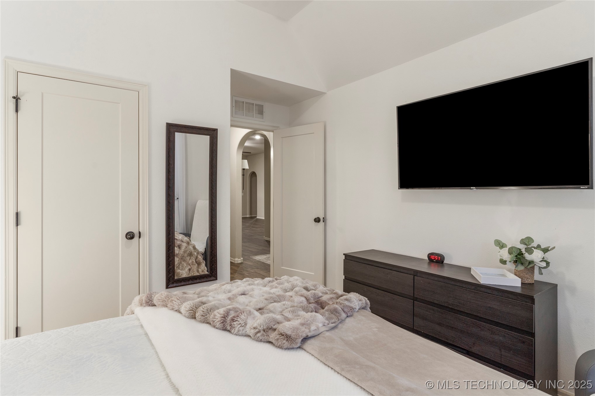 2626 W 115th Street S