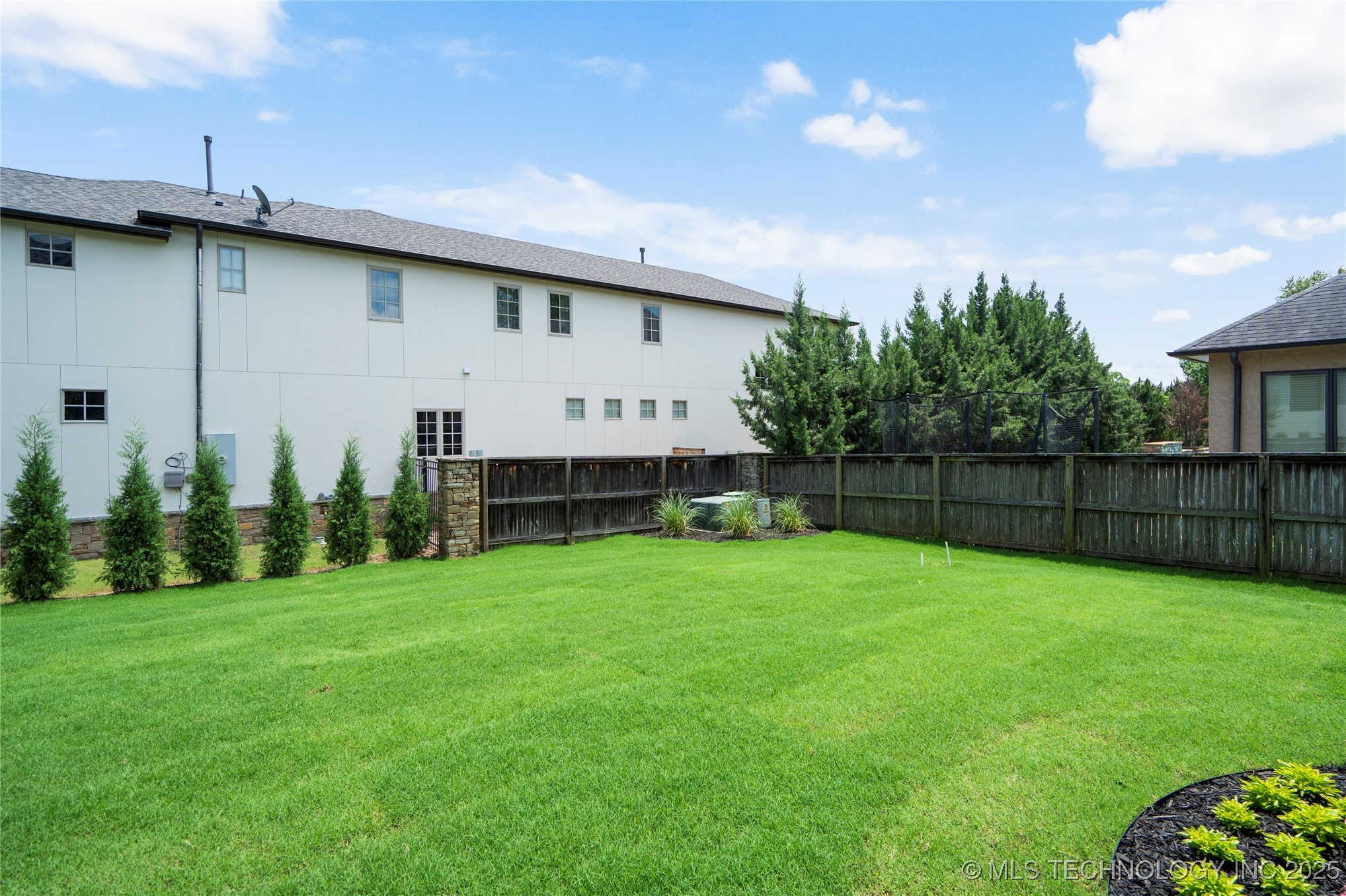 6026 E 119th Place