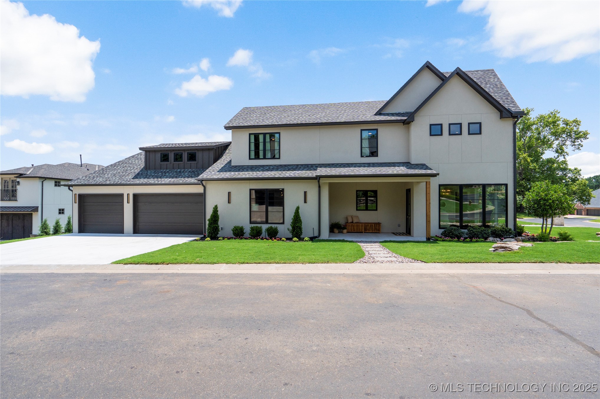 6026 E 119th Place