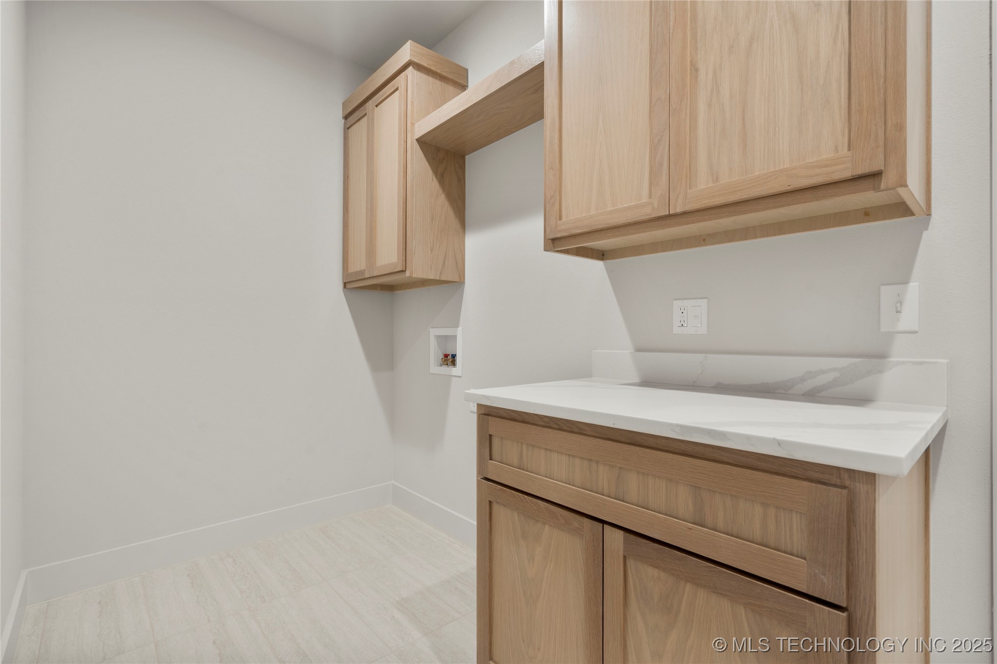2048 E 128th Place S