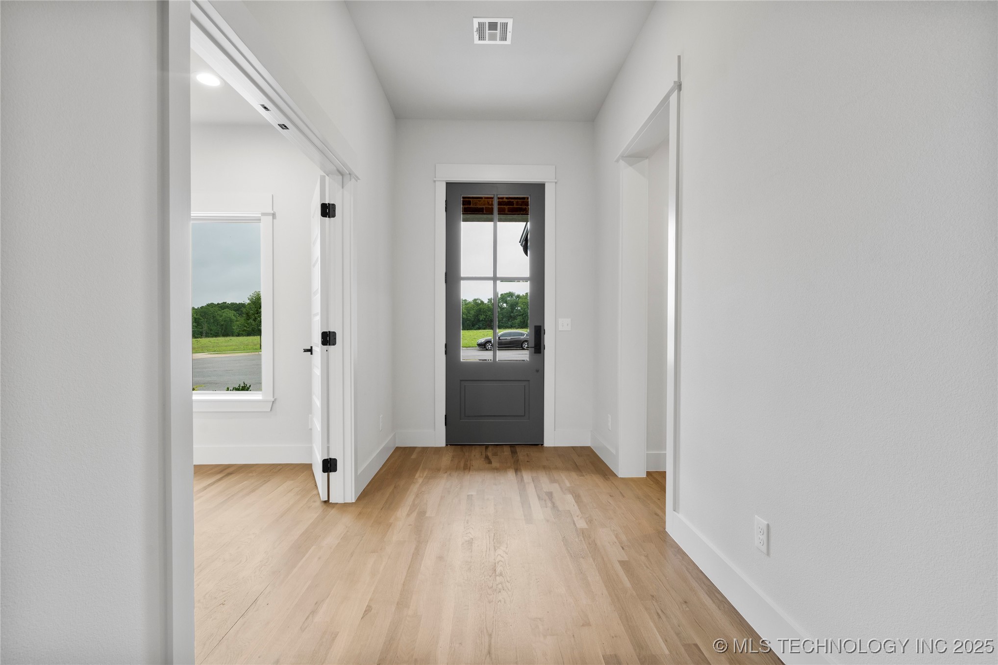 2048 E 128th Place S