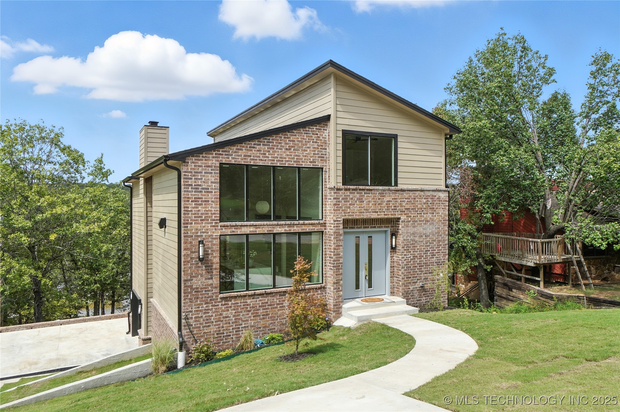 1146 Bayshore Drive