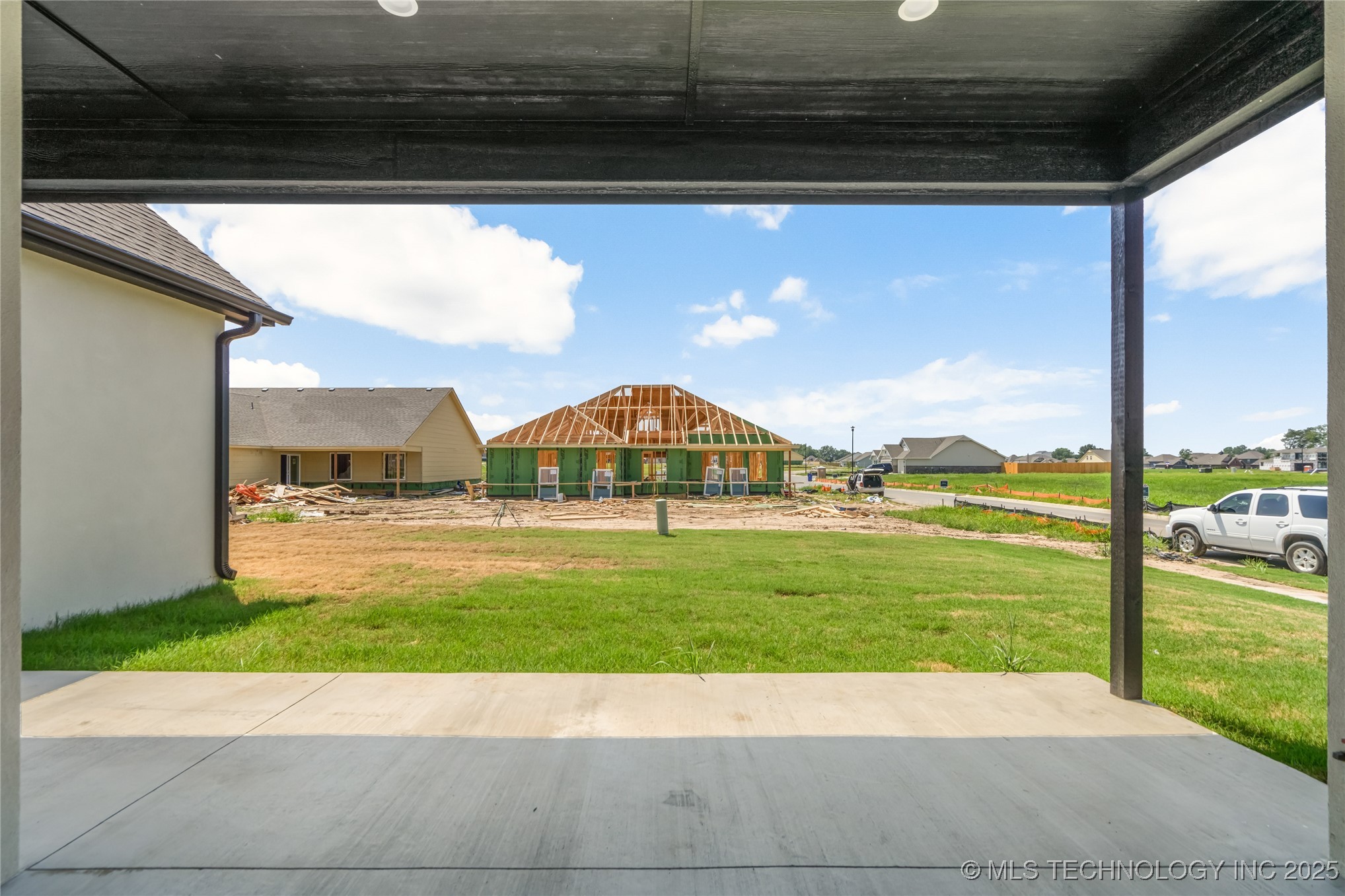 3709 W Delmar Street