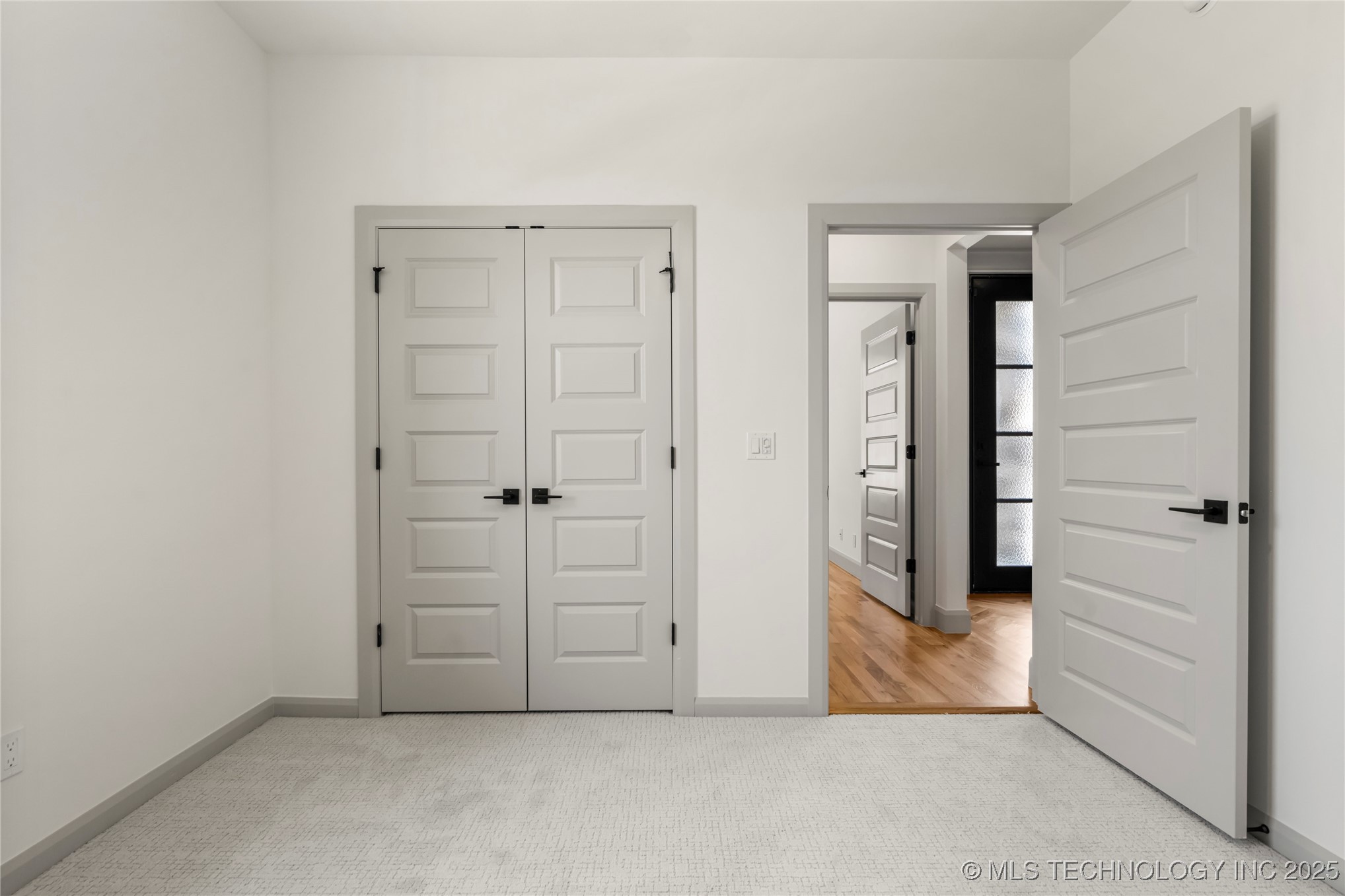 3709 W Delmar Street