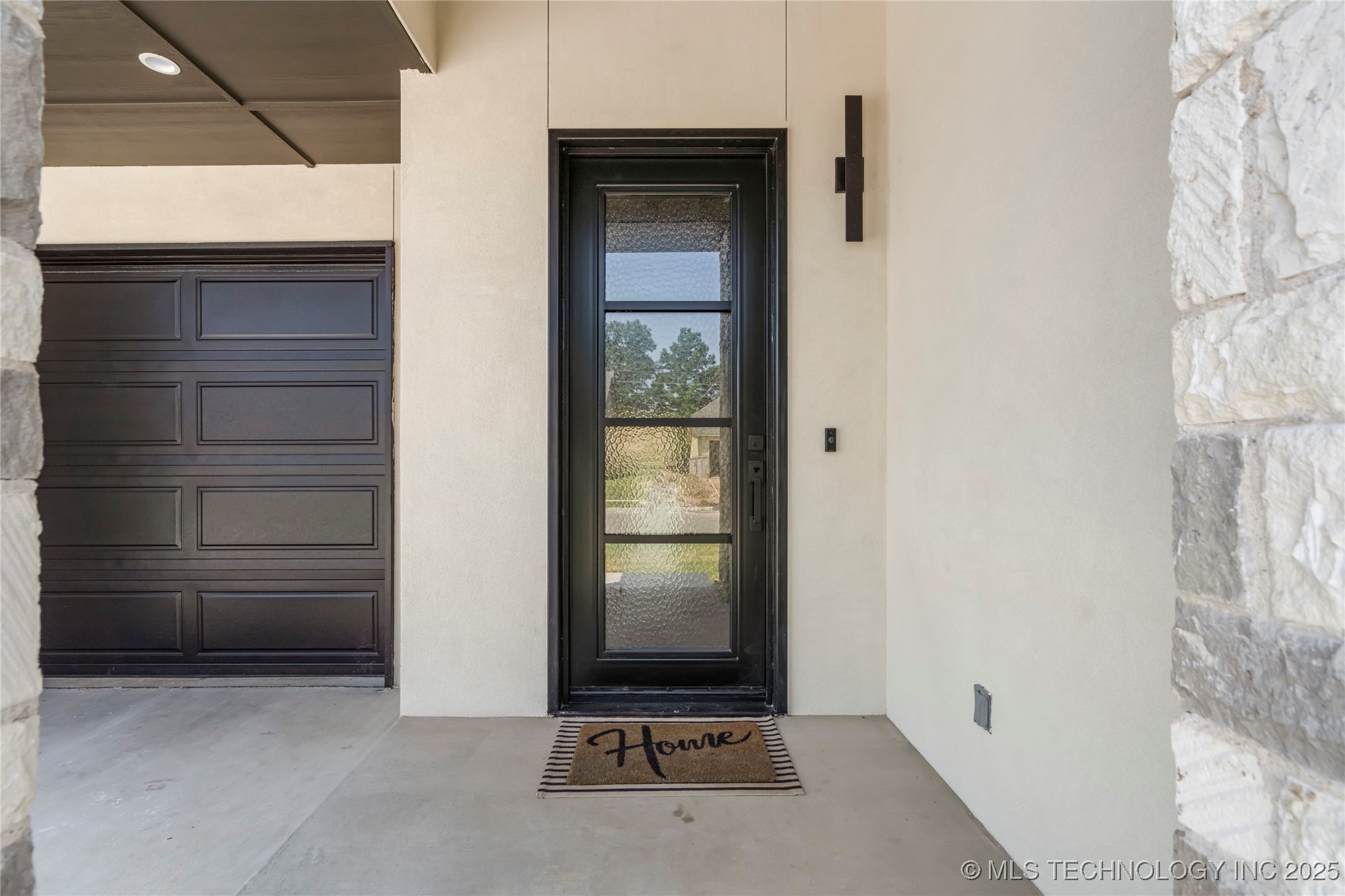 3709 W Delmar Street