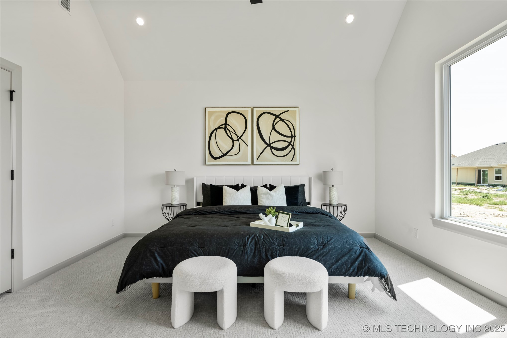 3709 W Delmar Street