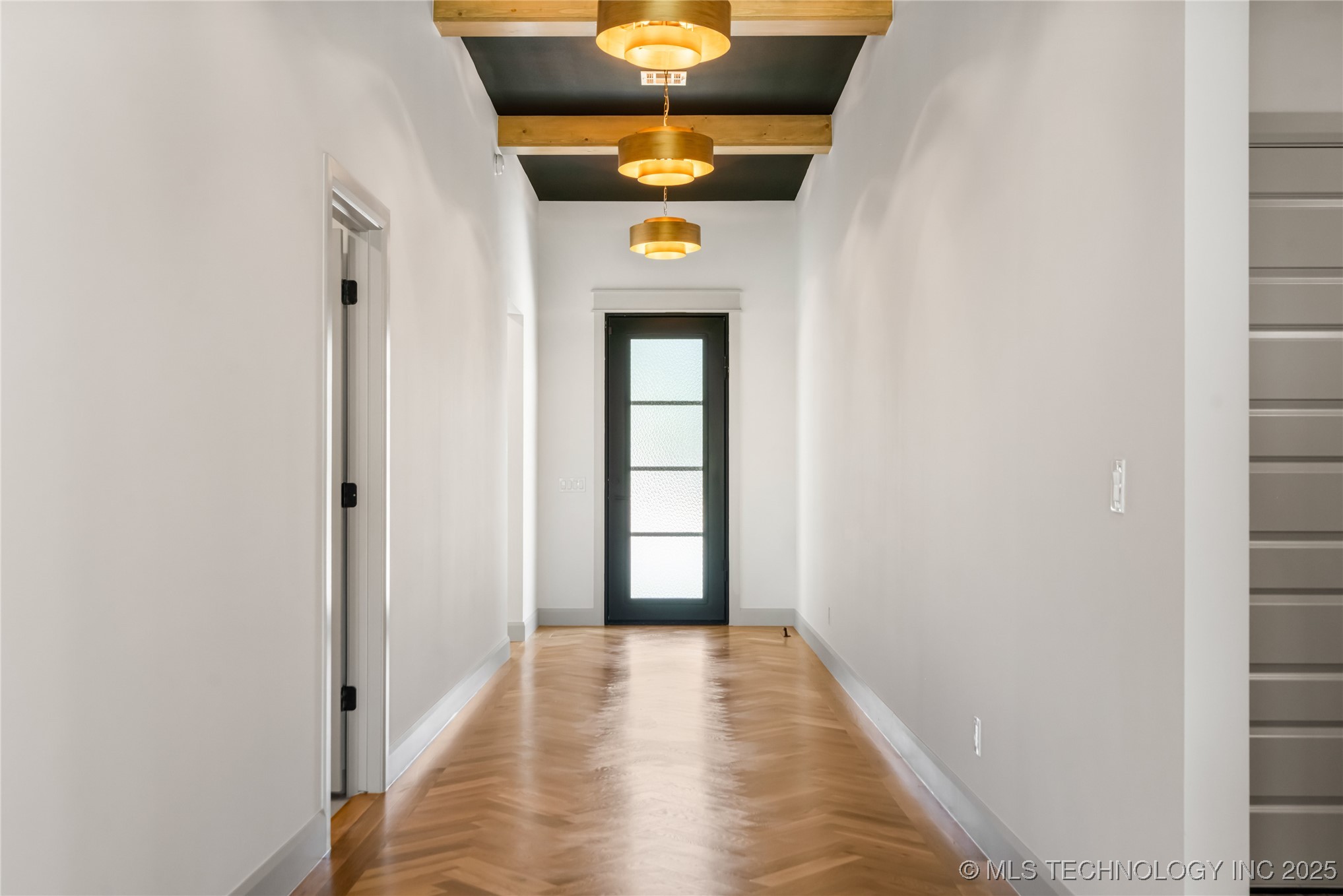 3709 W Delmar Street