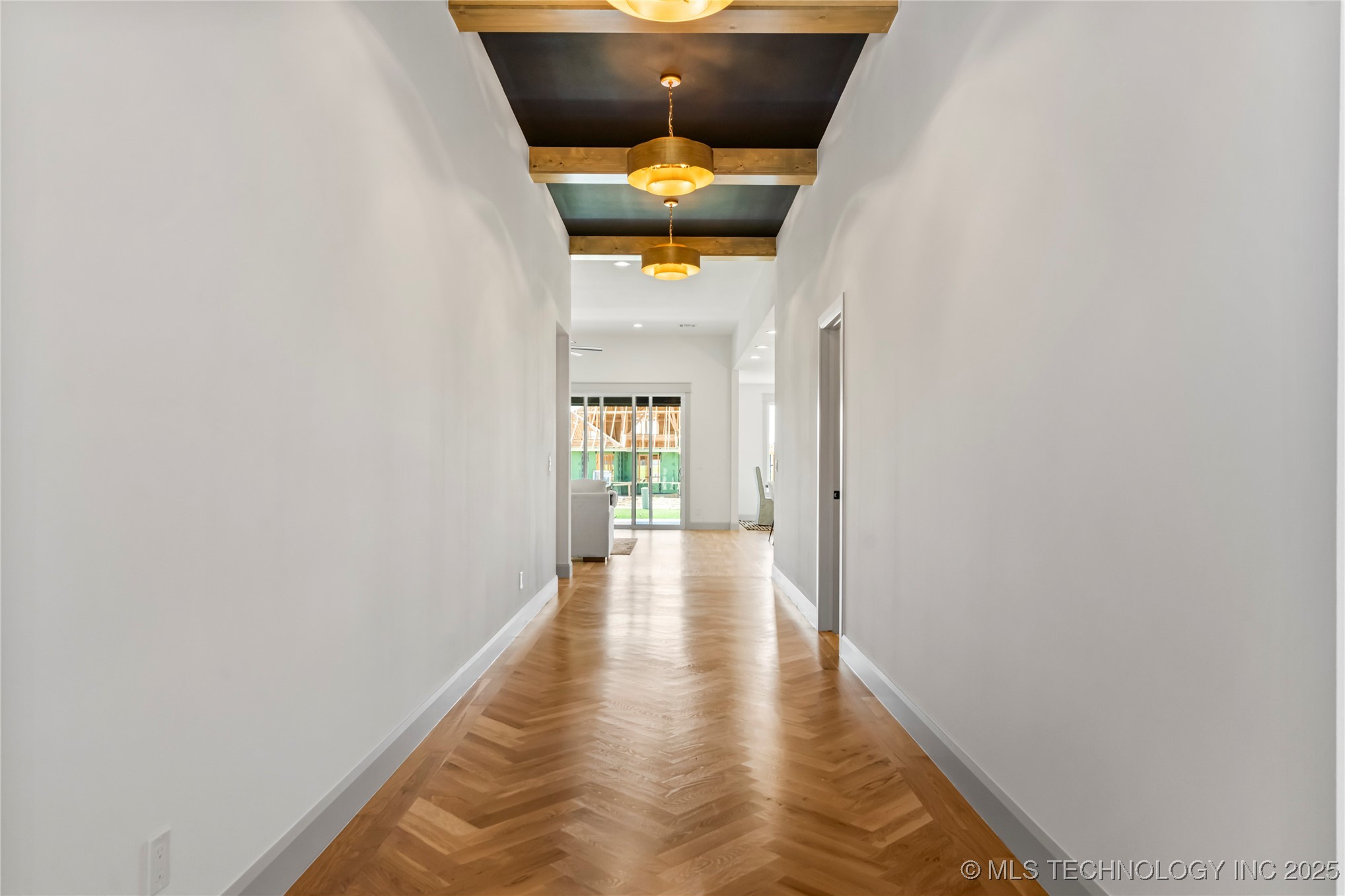 3709 W Delmar Street