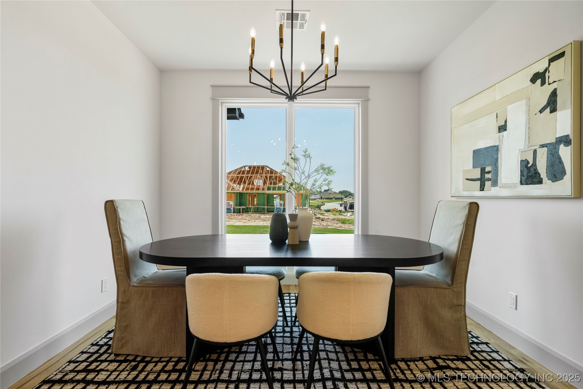 3709 W Delmar Street