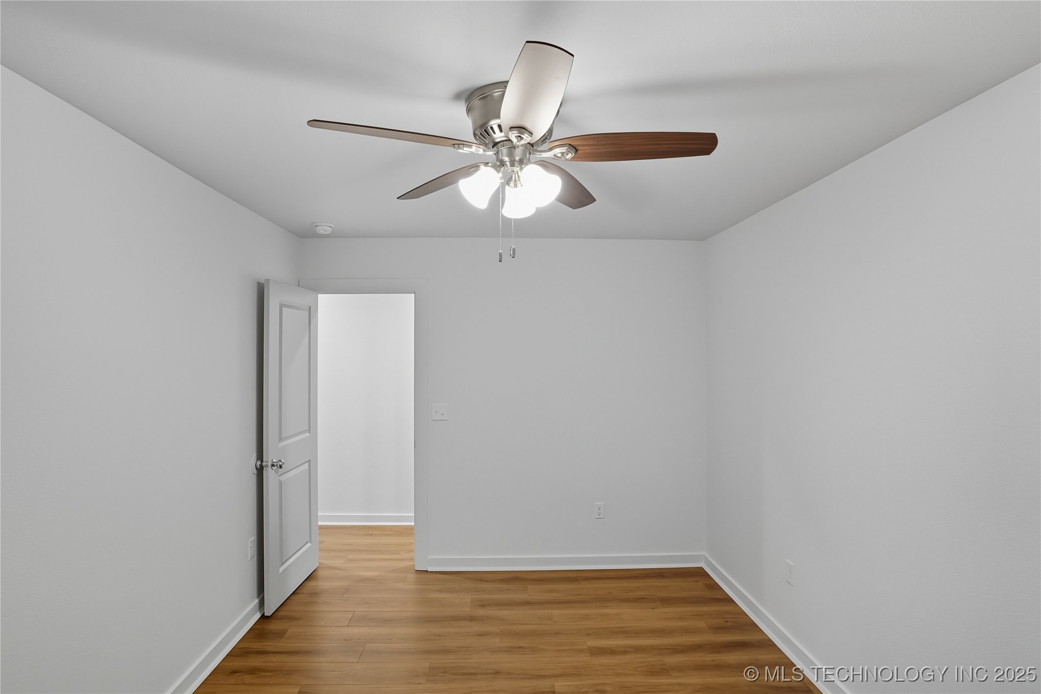 805 N Ridgeway Street