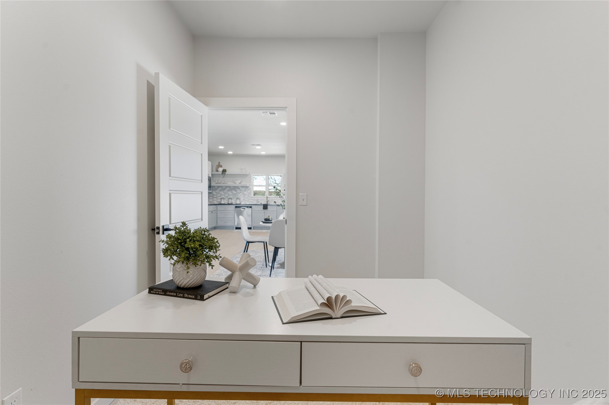 9545 S Cincinnati Street