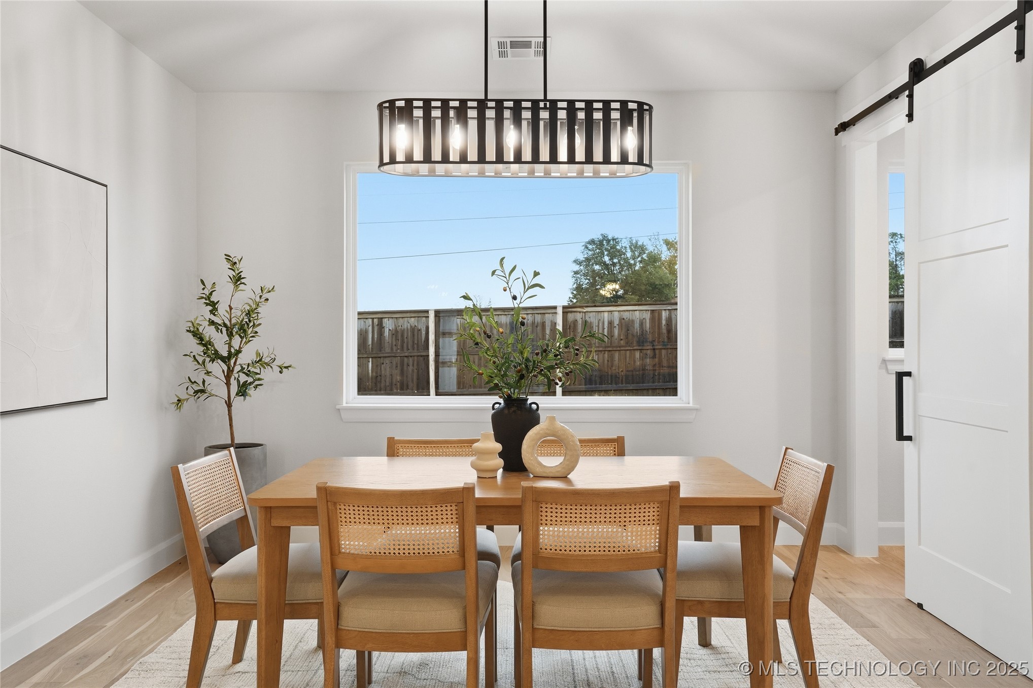 12917 S 21st Place E