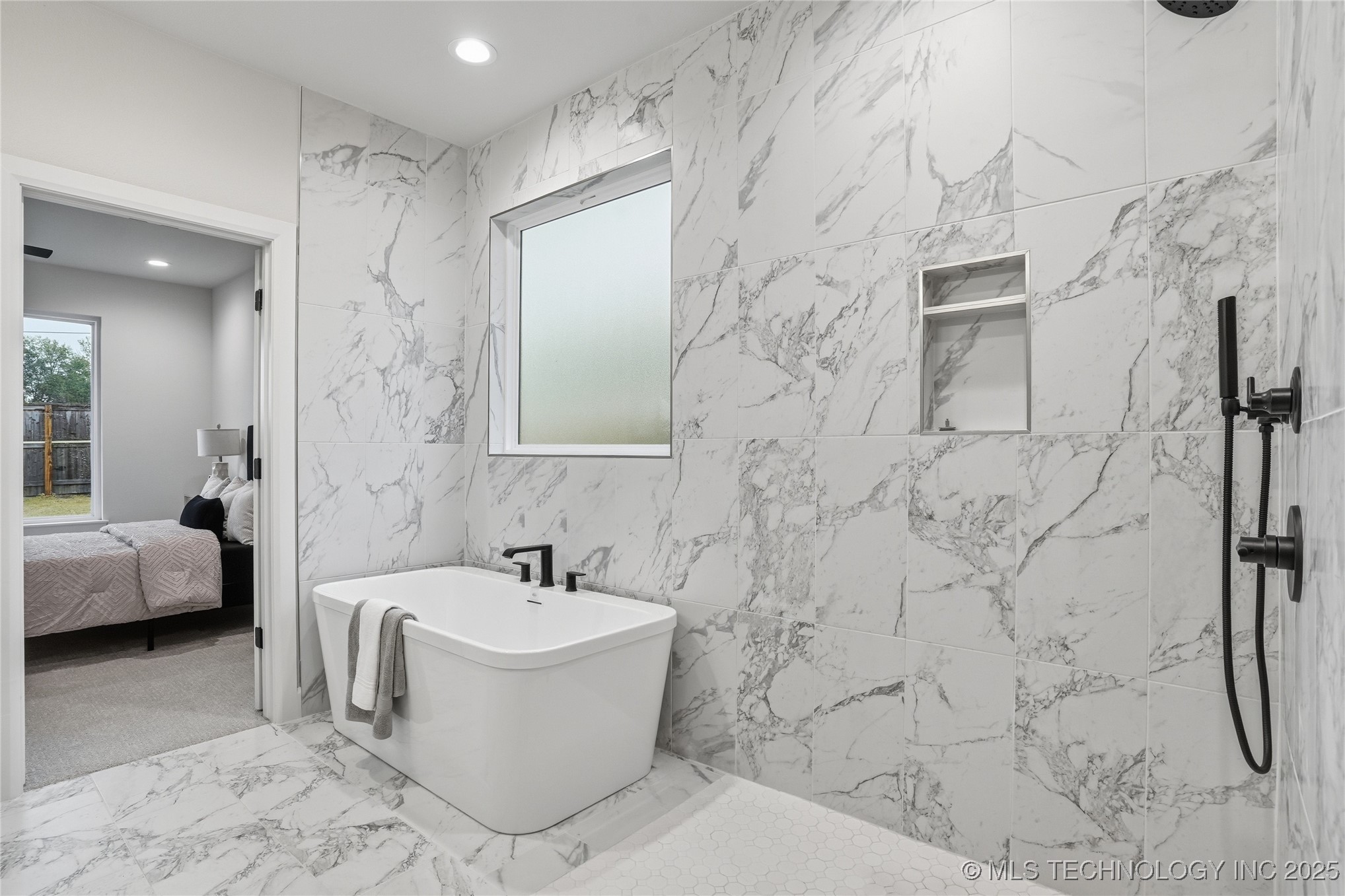 12917 S 21st Place E