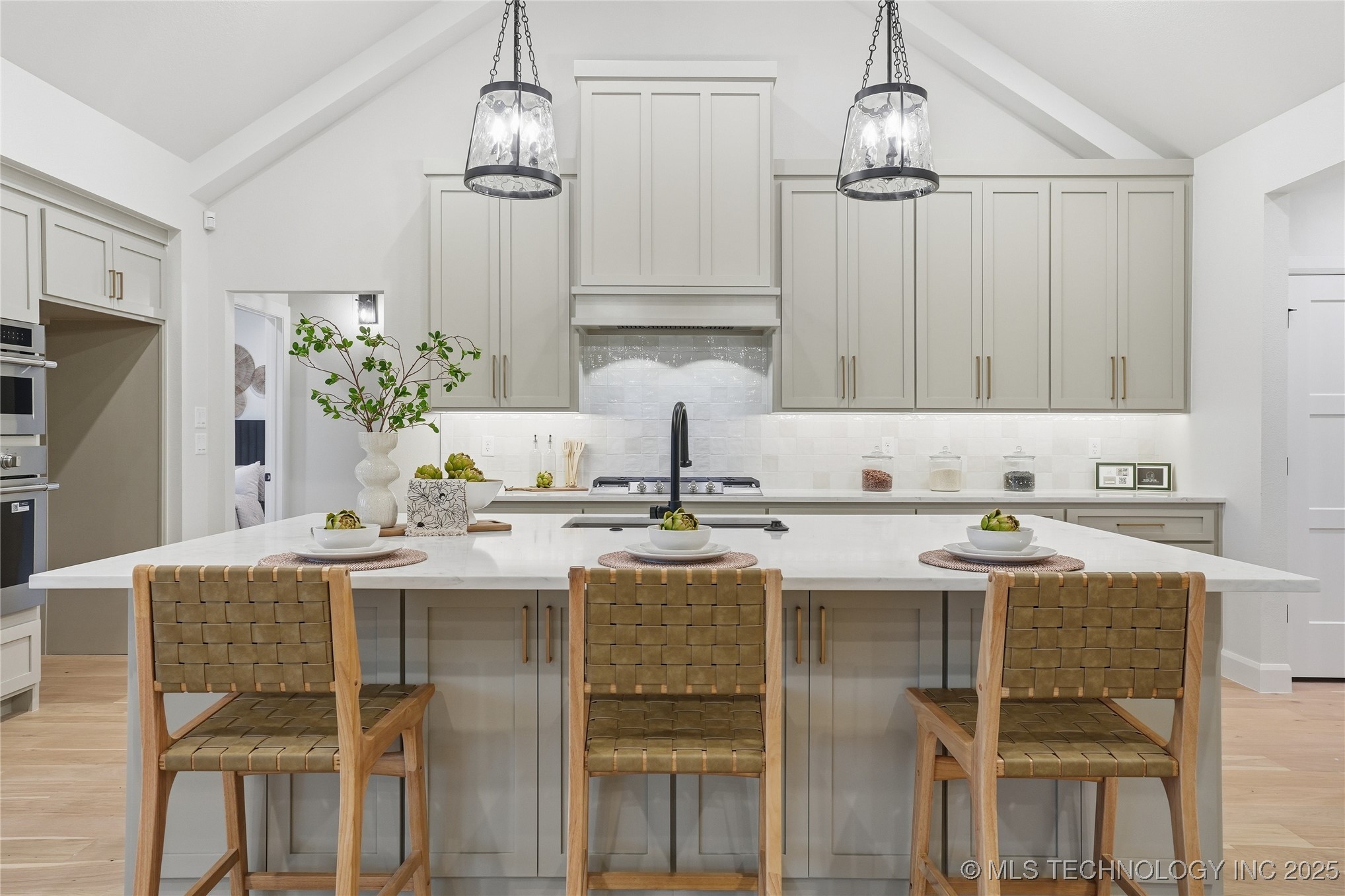 12917 S 21st Place E