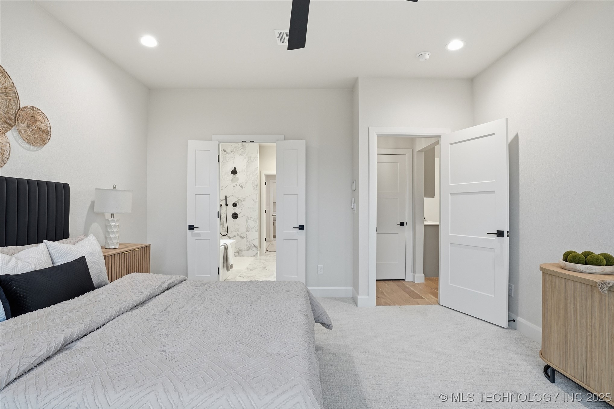 12917 S 21st Place E