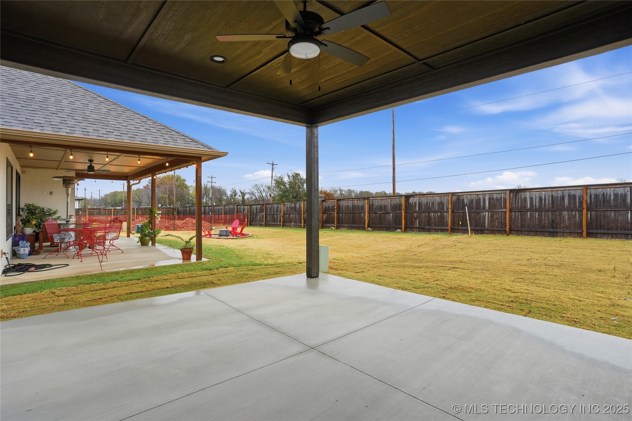 12917 S 21st Place E