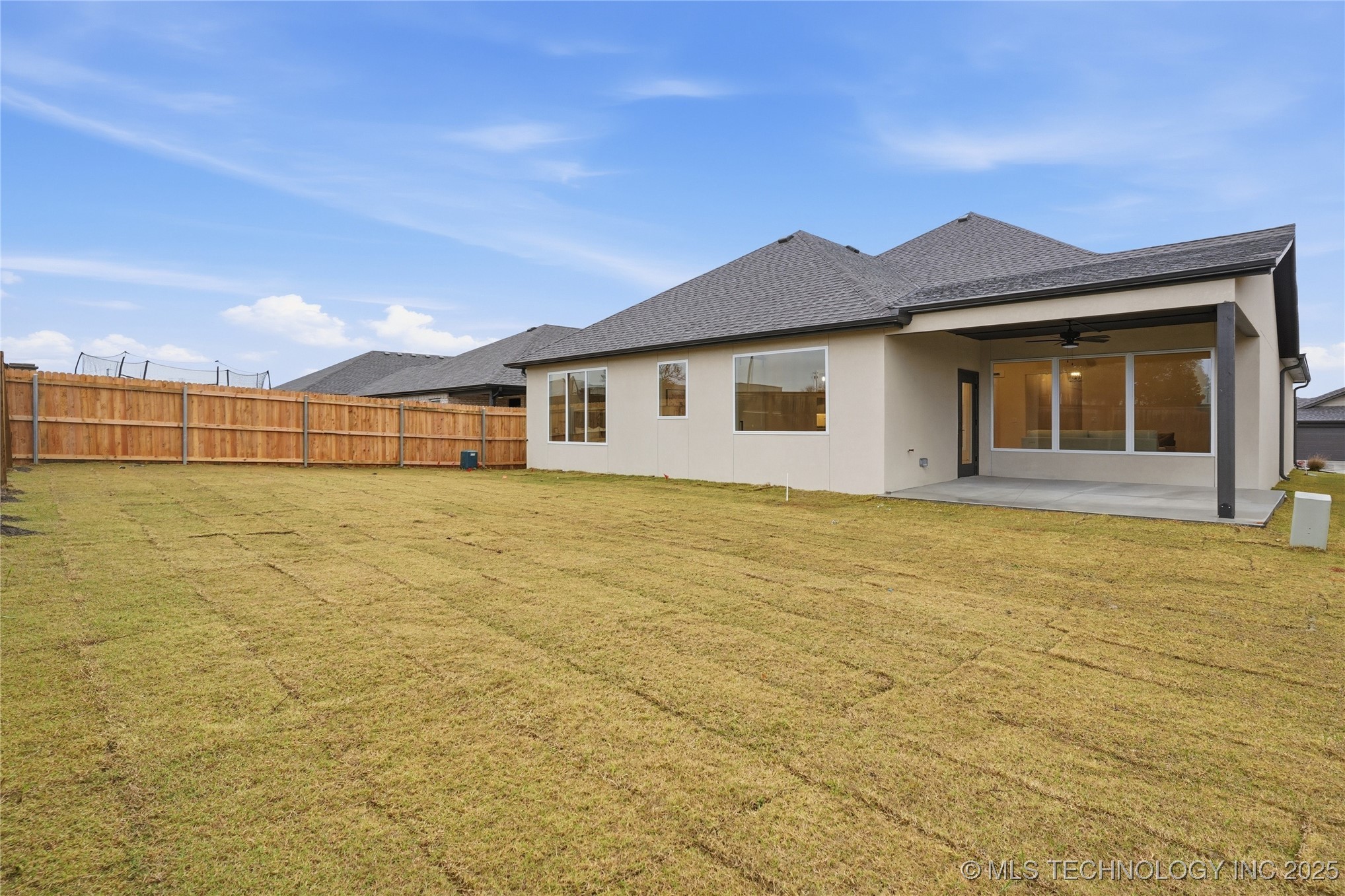 12917 S 21st Place E